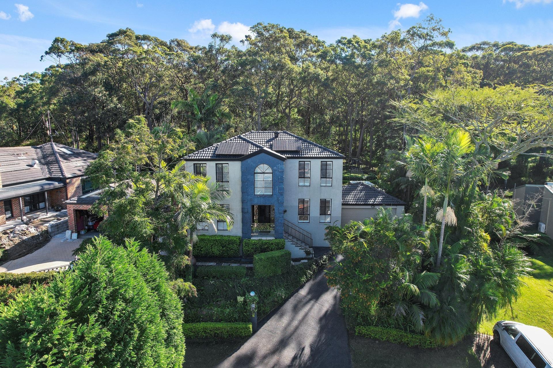33 Brantwood Close Lakelands NSW