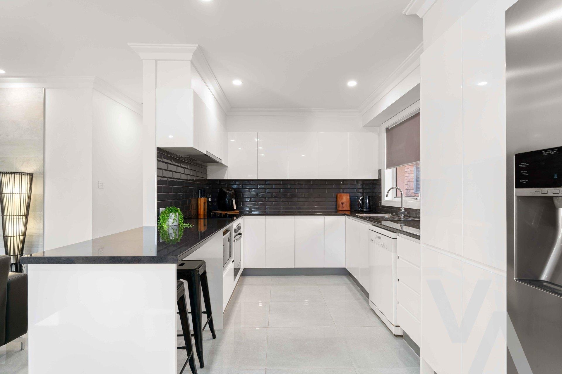 21 Lynn Place Speers Point NSW