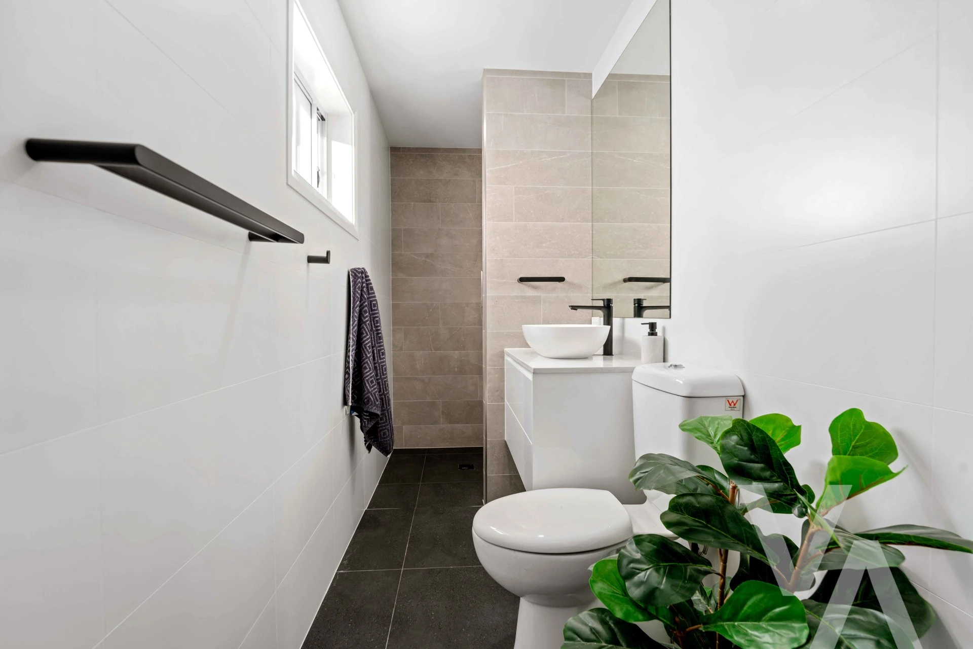 21 Lynn Place Speers Point NSW