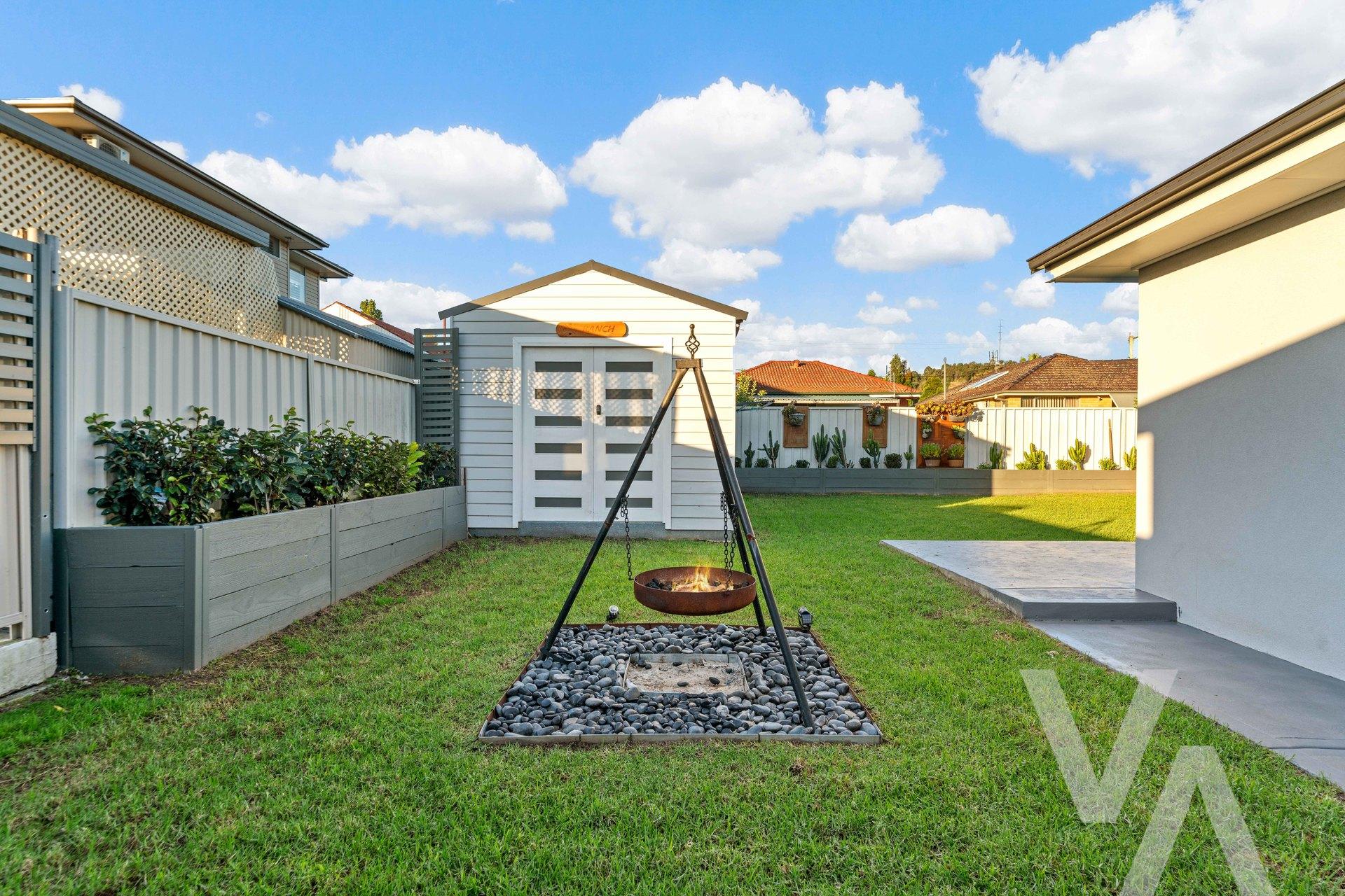 21 Lynn Place Speers Point NSW
