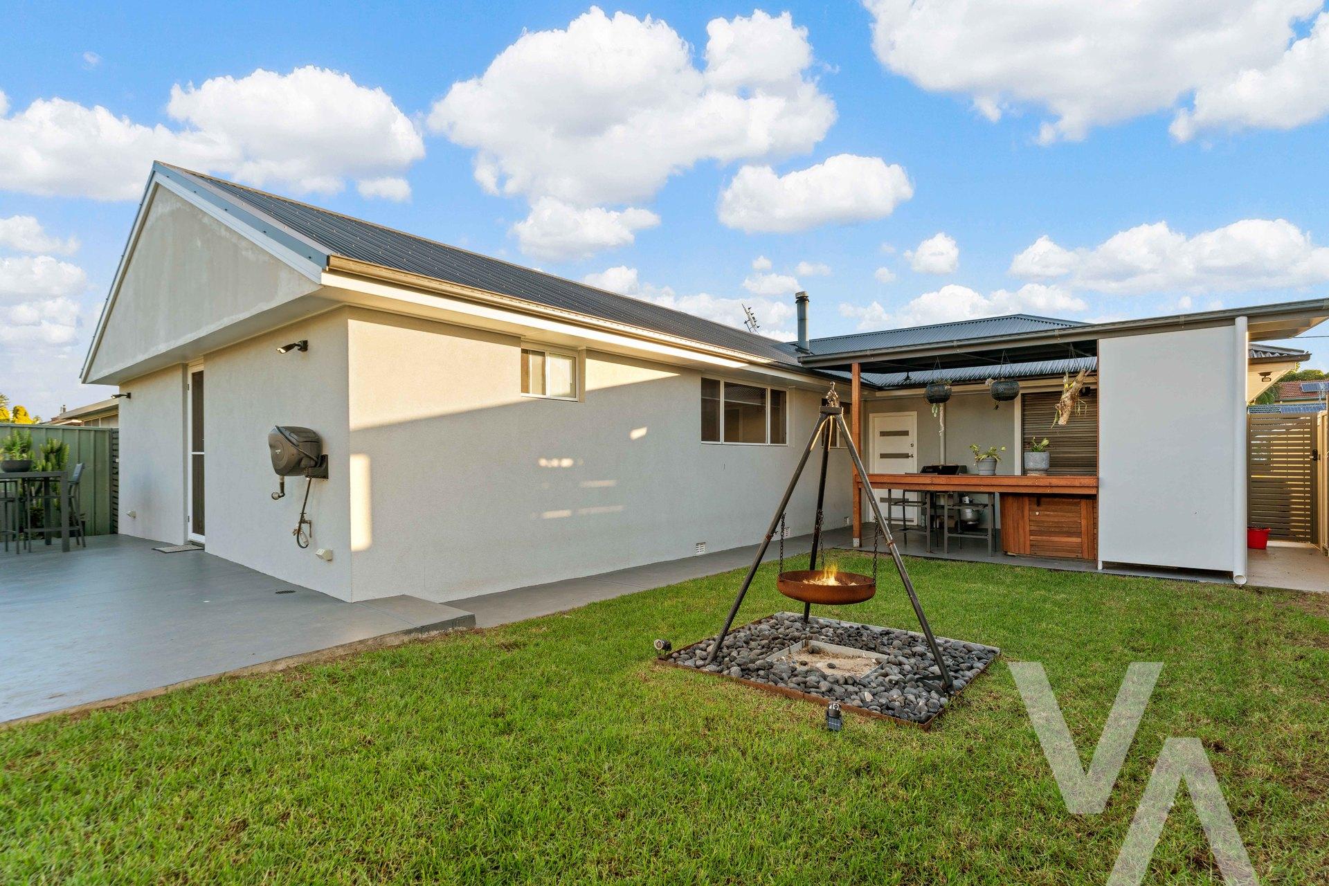 21 Lynn Place Speers Point NSW