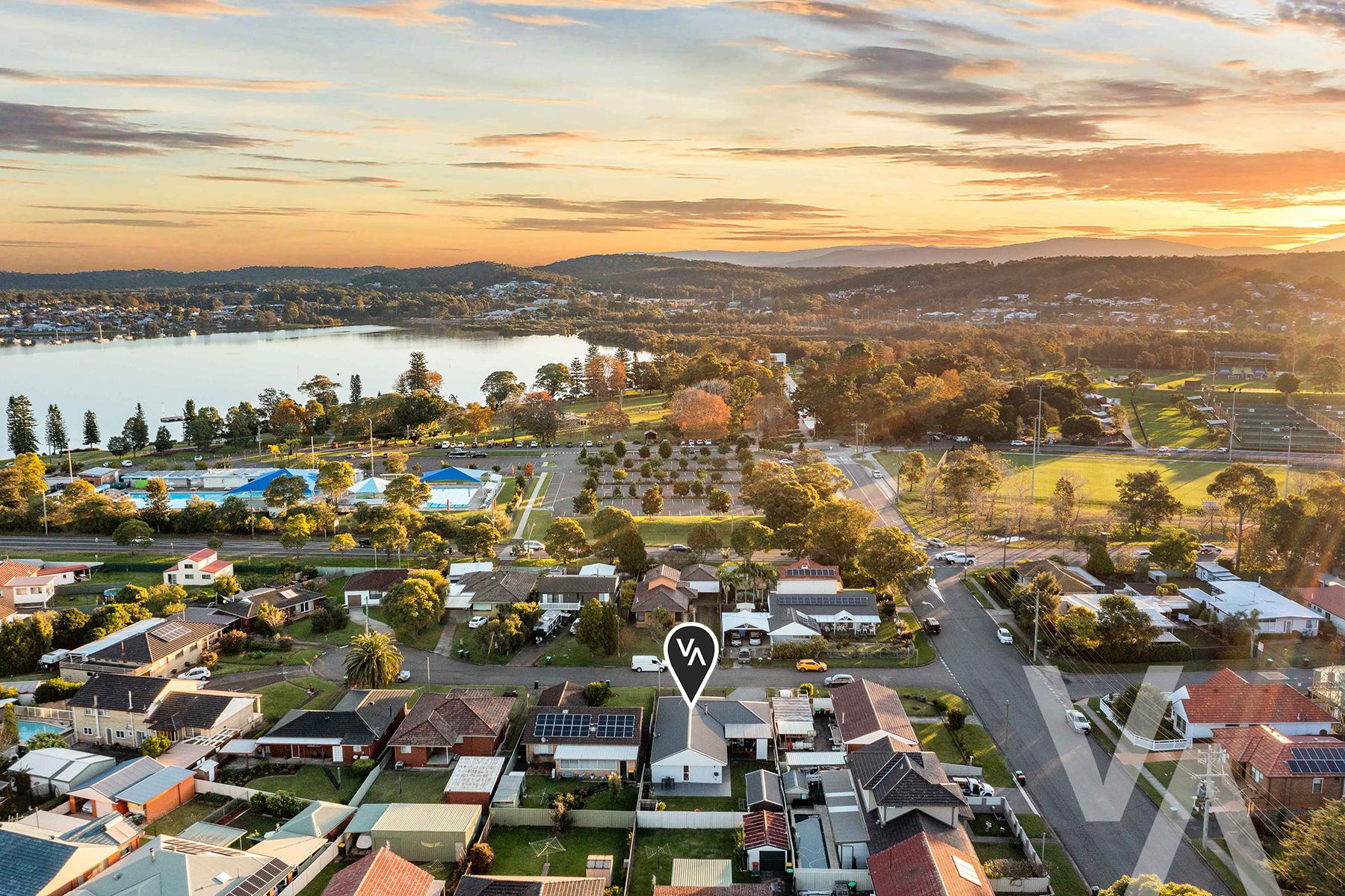 21 Lynn Place Speers Point NSW