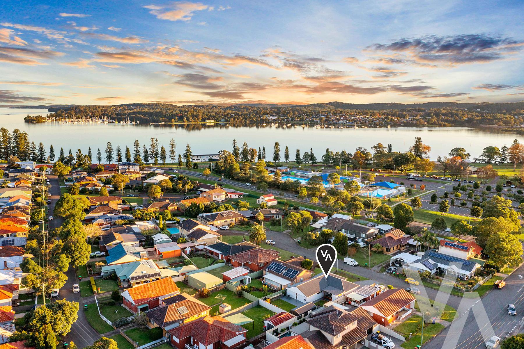 21 Lynn Place Speers Point NSW