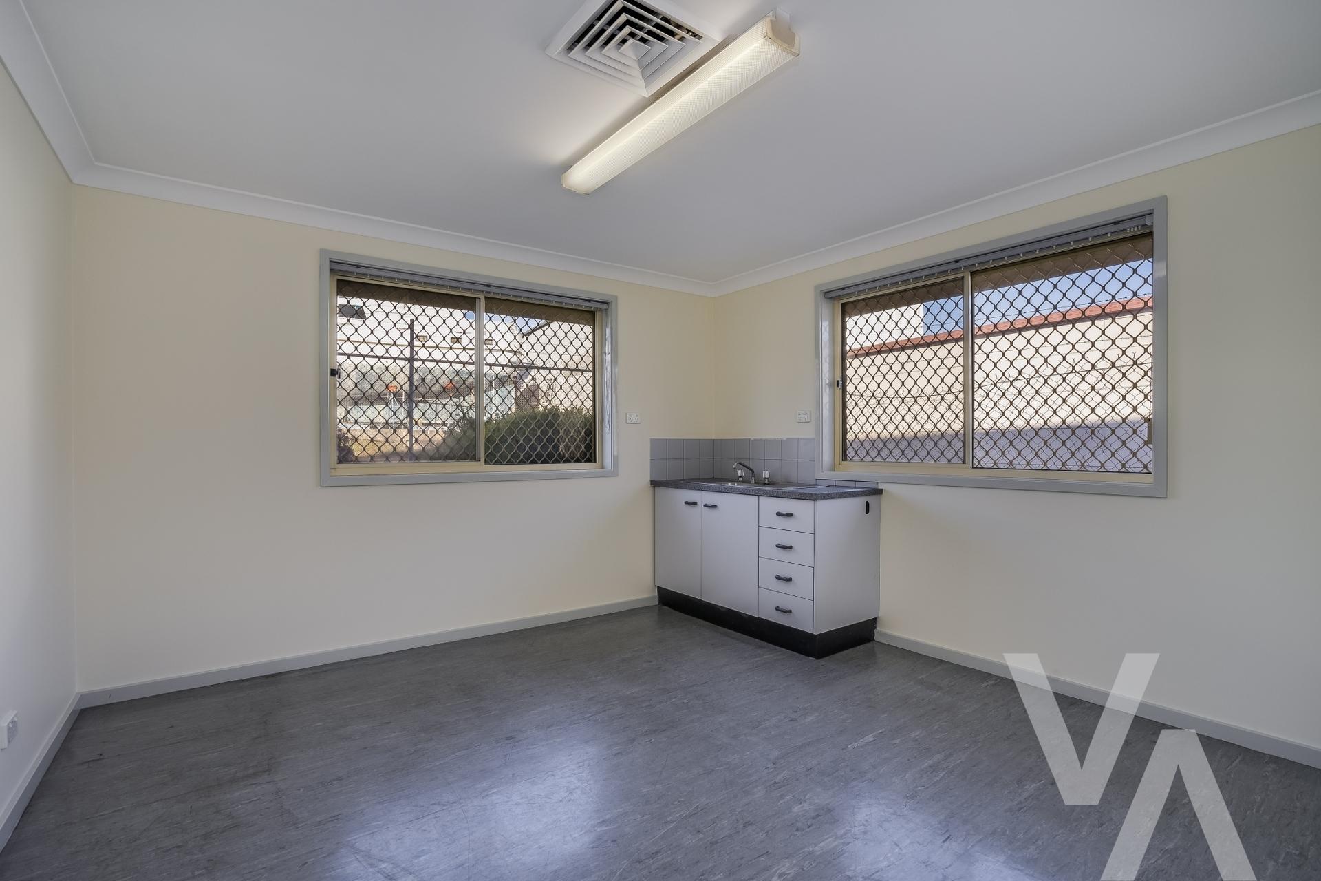 41 Munibung Road Cardiff NSW