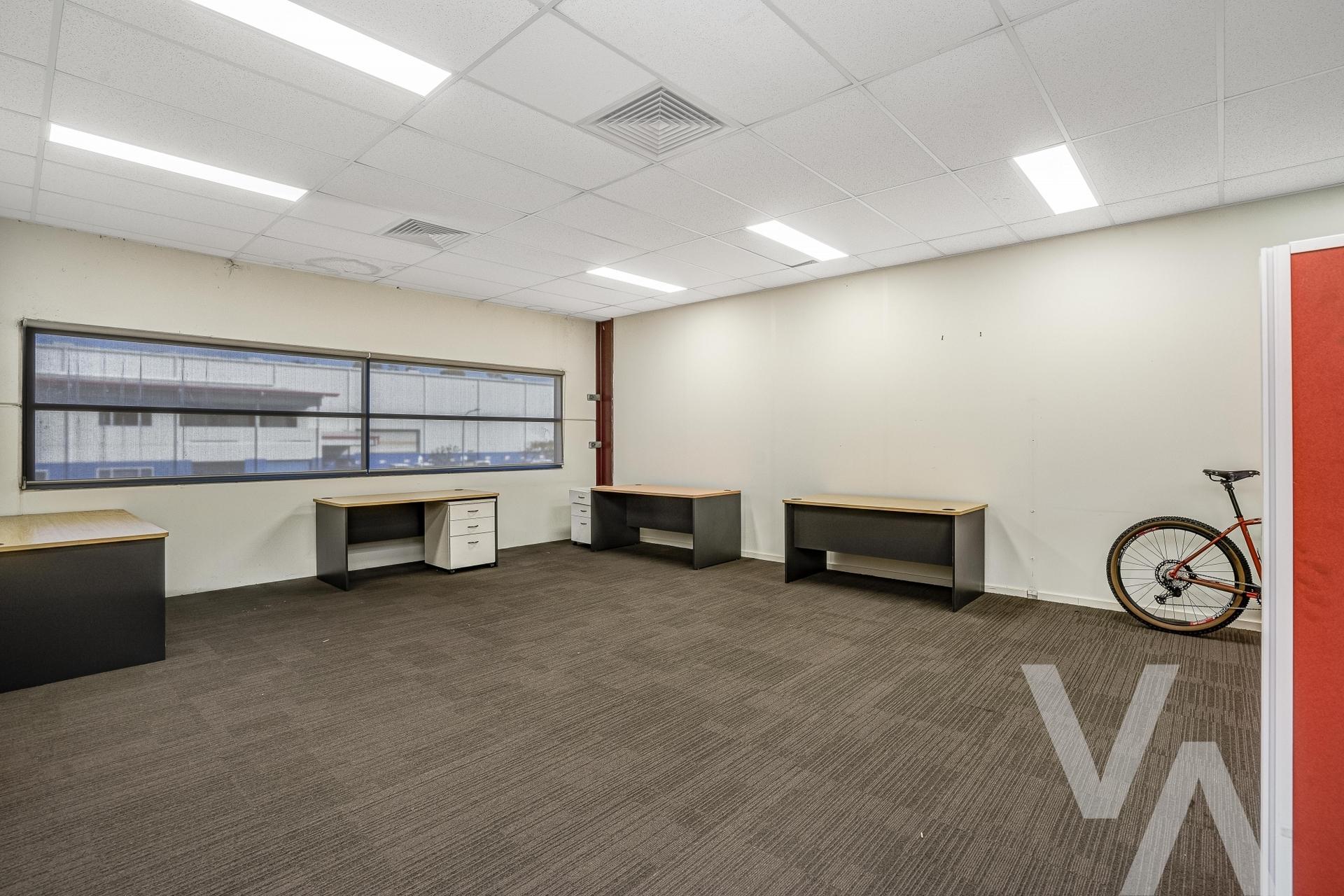 Unit 1/2 Frost Drive Mayfield West NSW