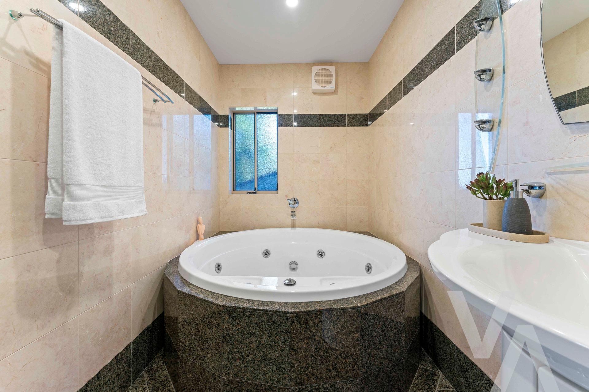28 Scenic Drive Merewether NSW
