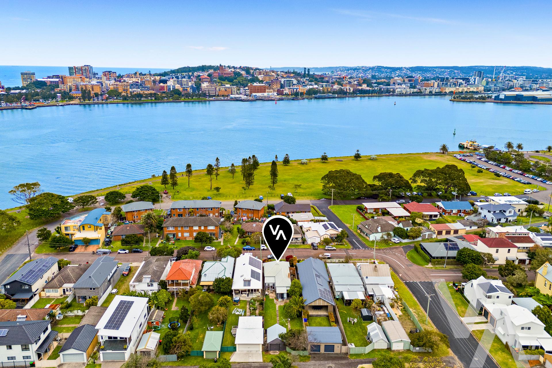 18 Maitland  Street Stockton NSW