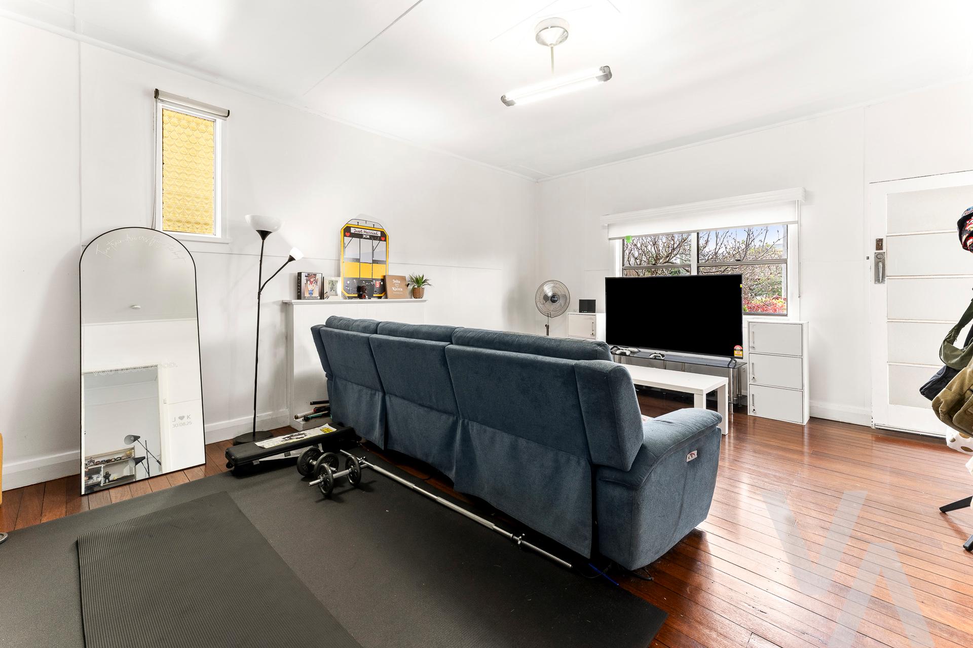 18 Maitland  Street Stockton NSW