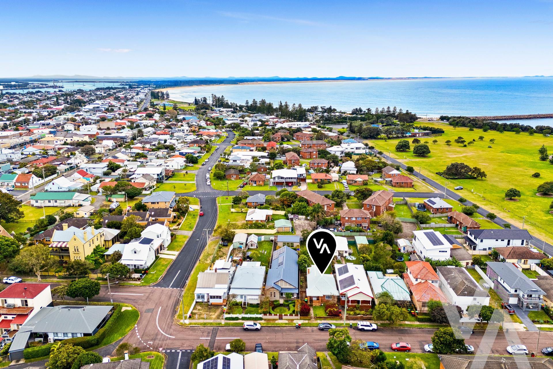 18 Maitland  Street Stockton NSW