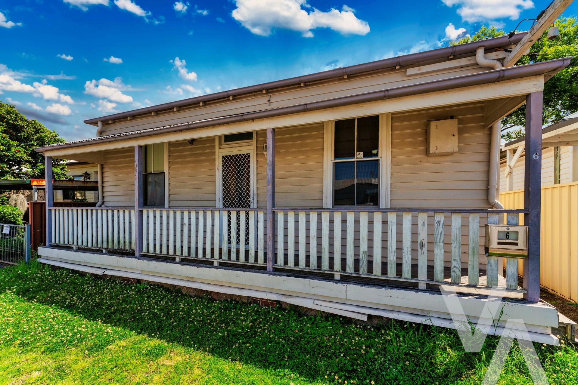 6 Lott Street Maryville NSW