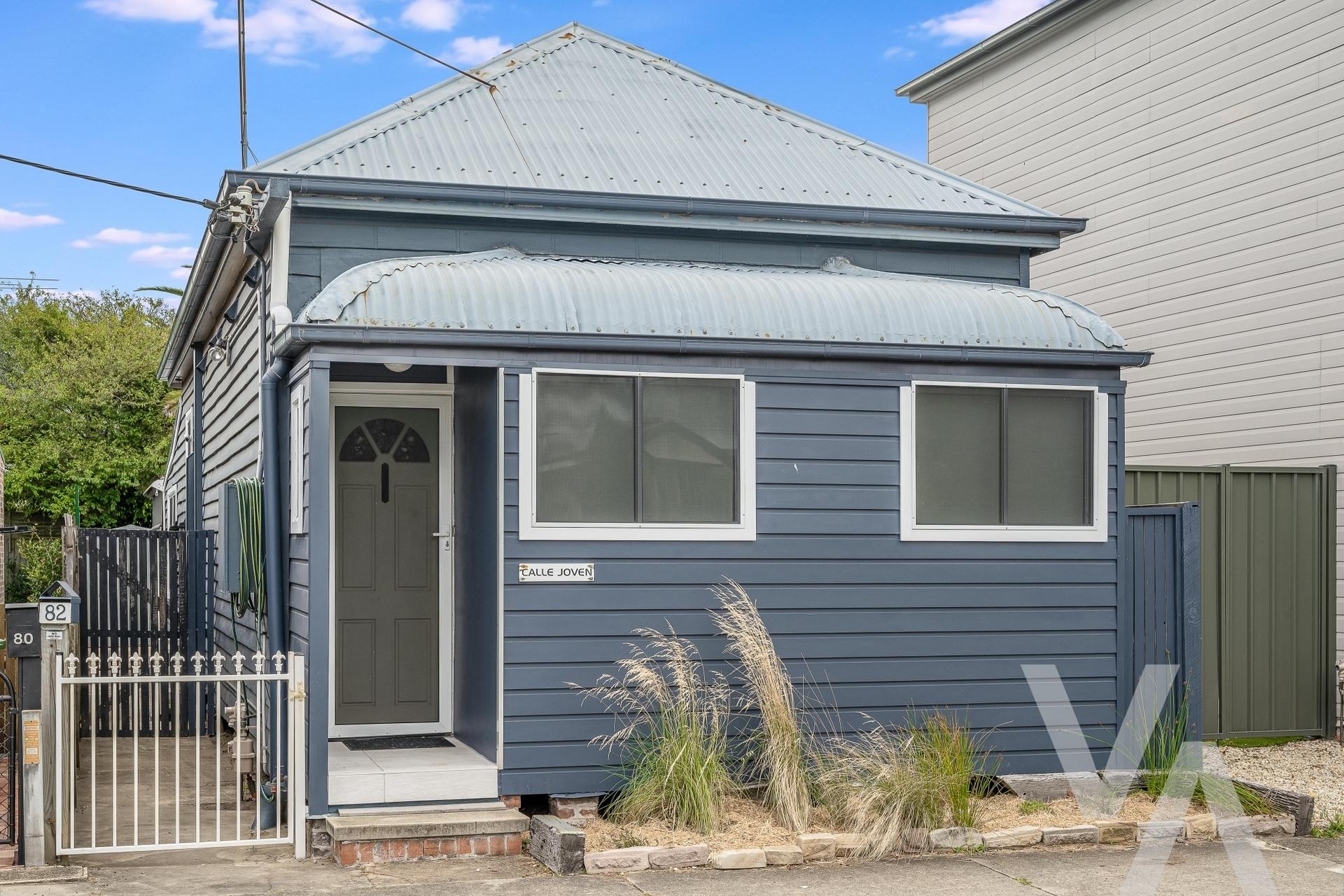 82 Young Street Carrington NSW