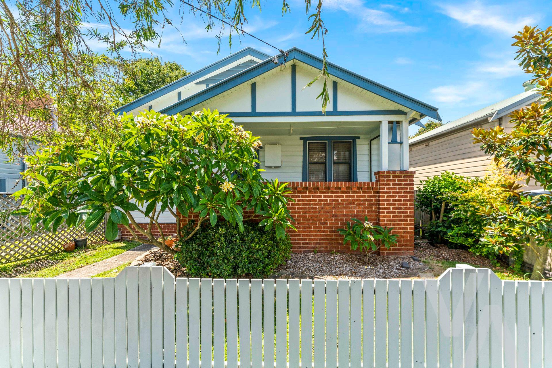 35 Brooks Street Cooks Hill NSW
