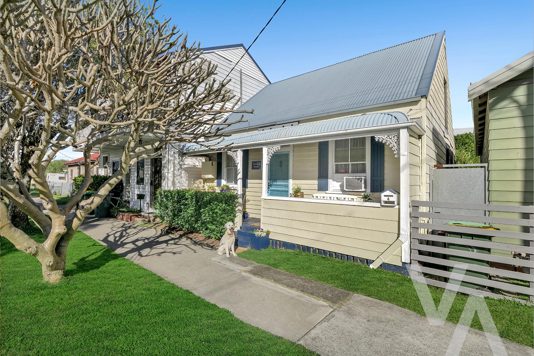 4 Hargrave Street Carrington NSW