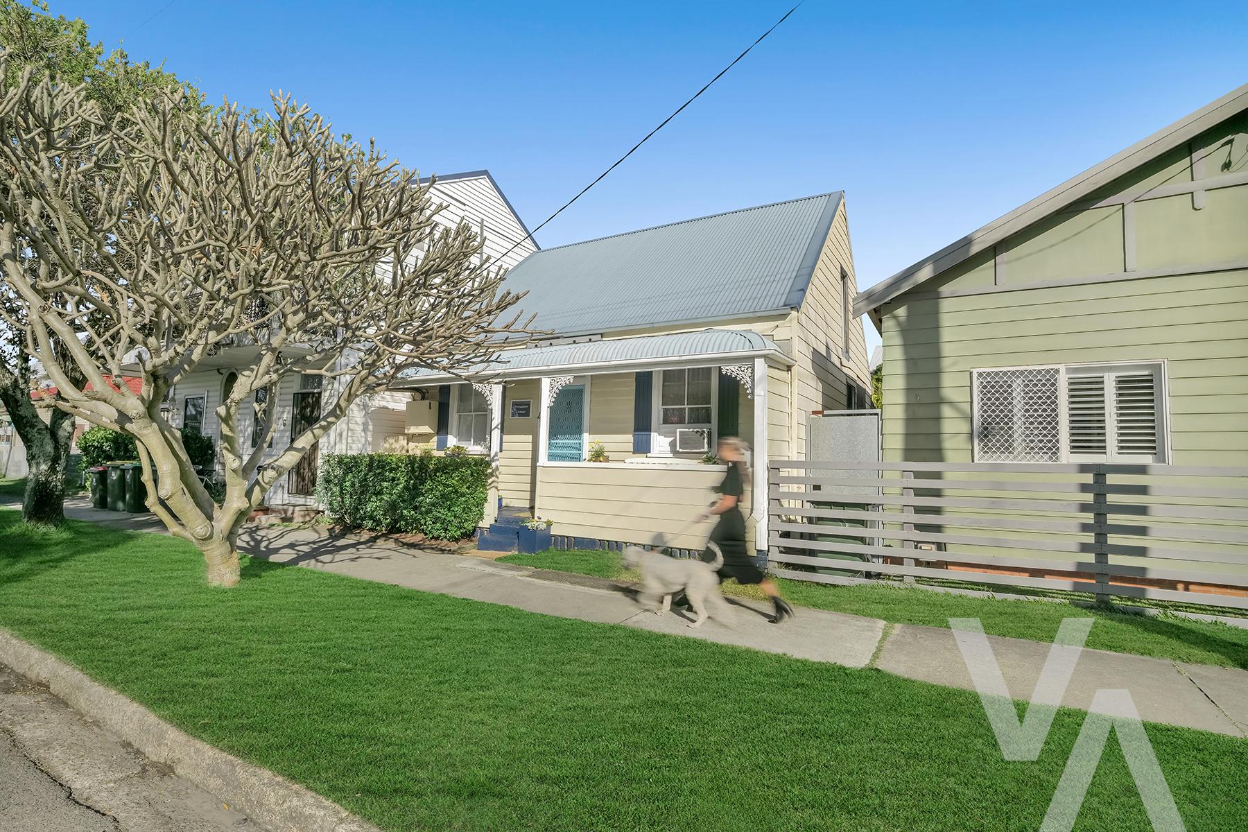 4 Hargrave Street Carrington NSW