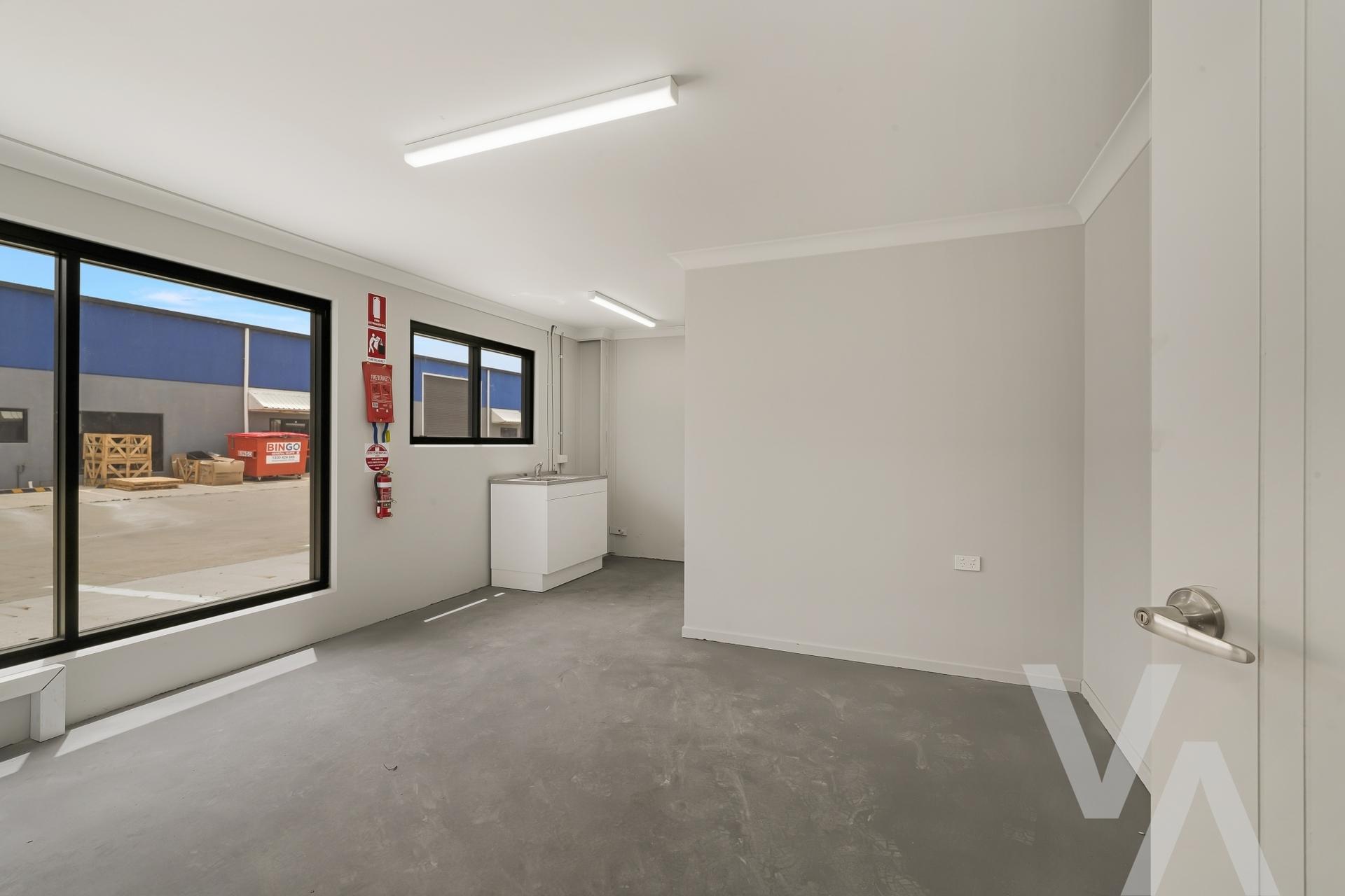 Unit 5 & 5a/11 Kyle  Street Rutherford NSW