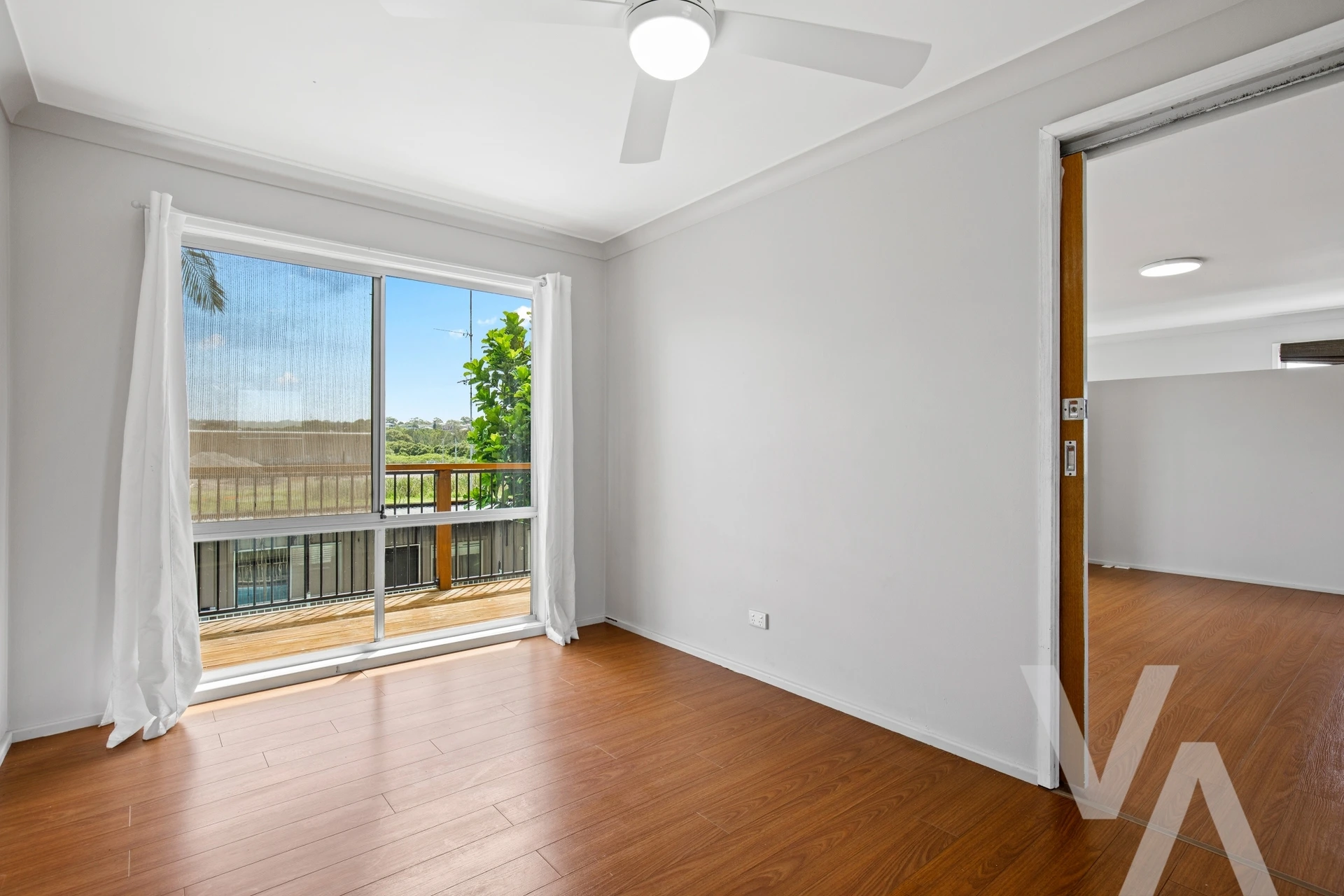 7 Deane Street Belmont NSW