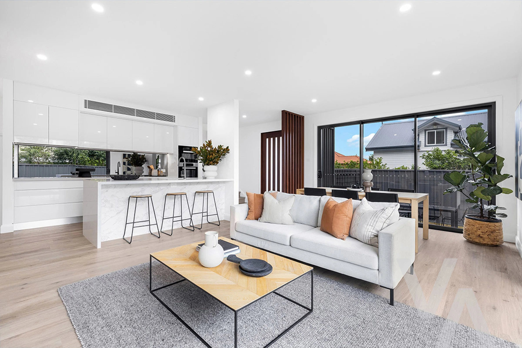 2/129 Gordon Avenue Hamilton South NSW