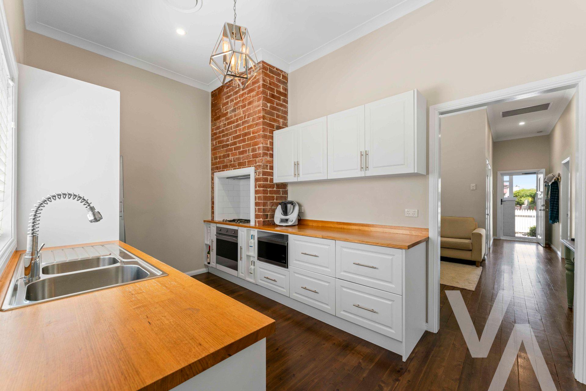 5 George Street Mayfield East NSW
