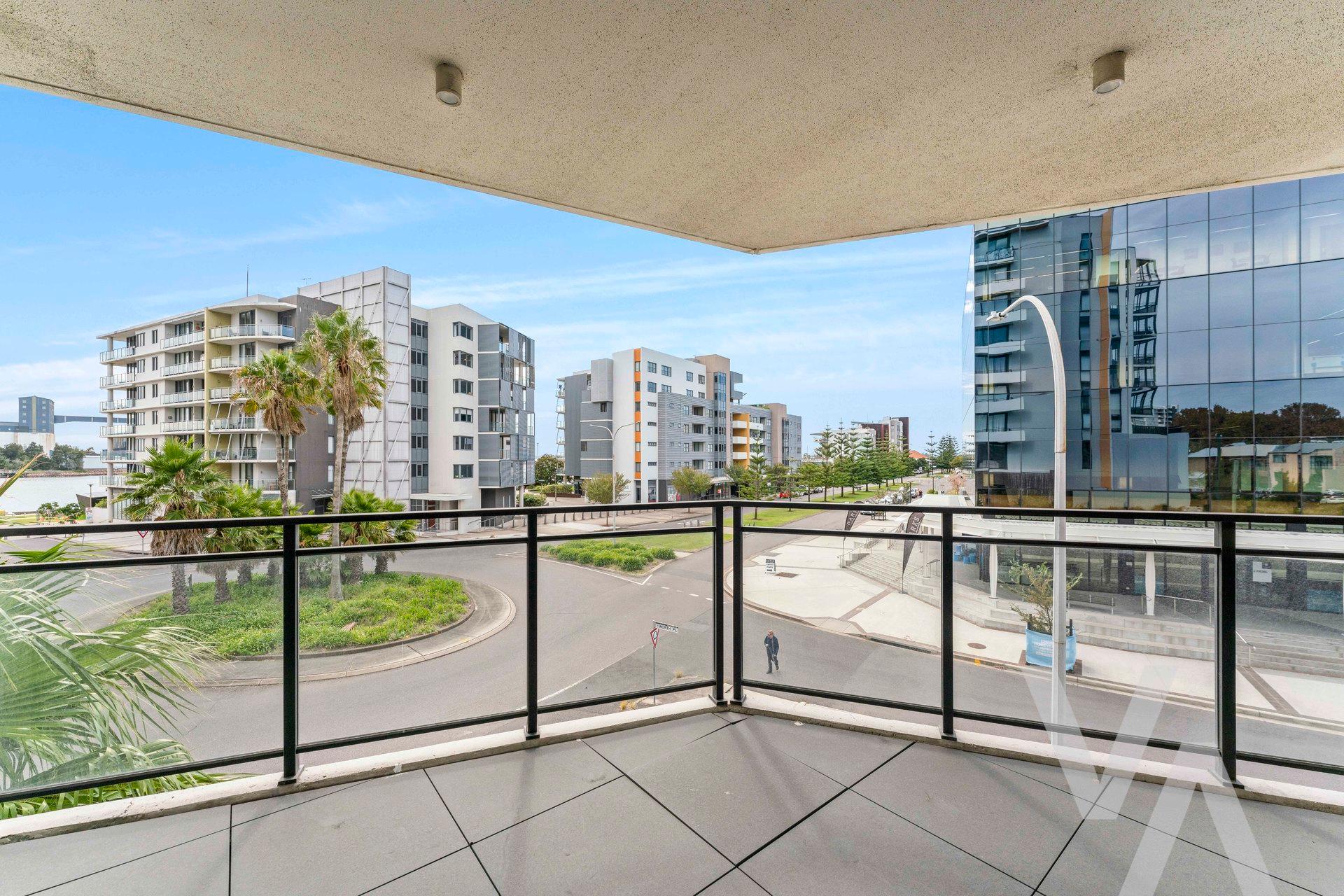 201/10 Worth Place Newcastle NSW