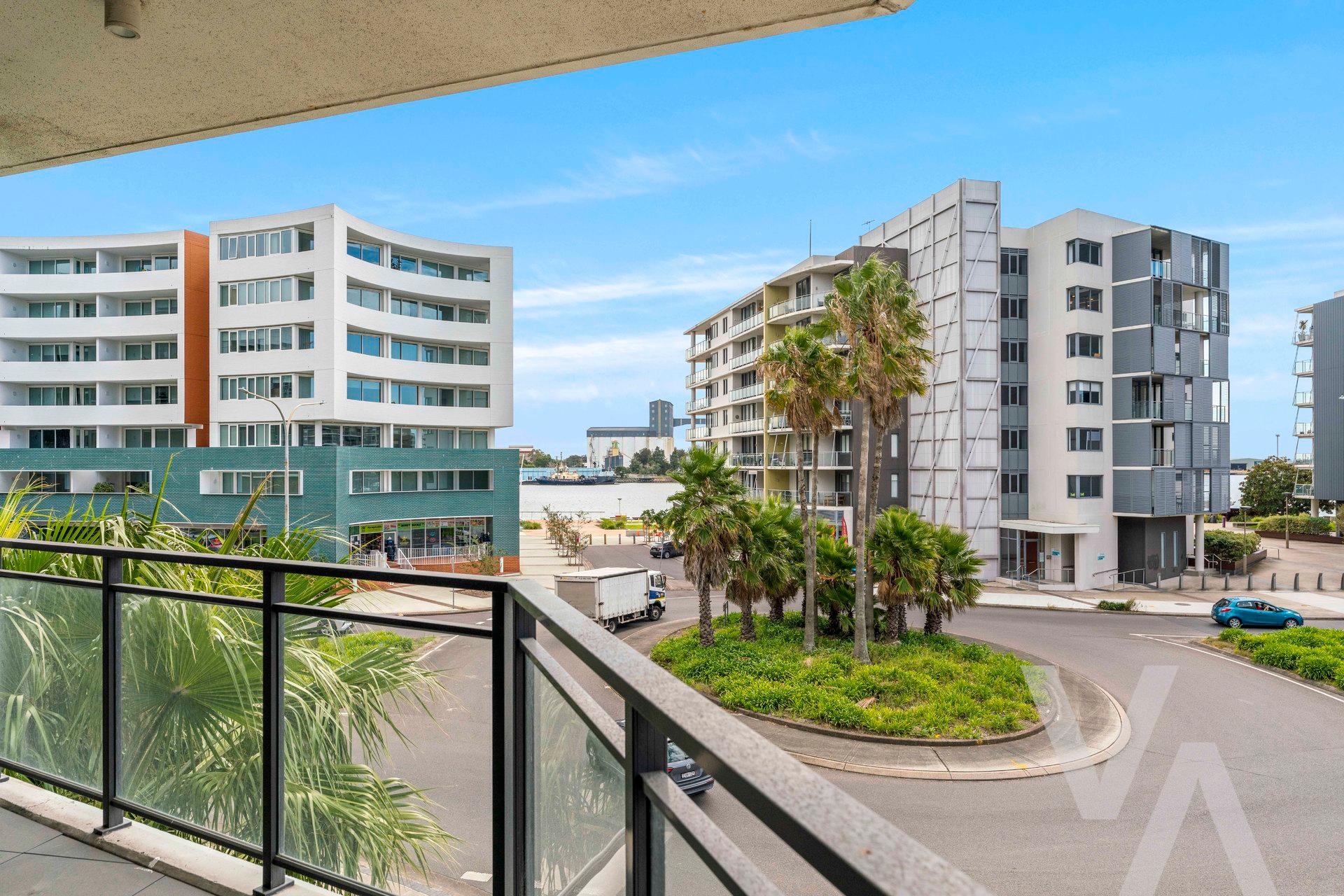 201/10 Worth Place Newcastle NSW