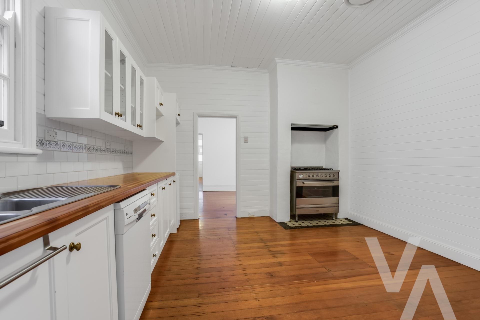 42 Corlette Street Cooks Hill NSW
