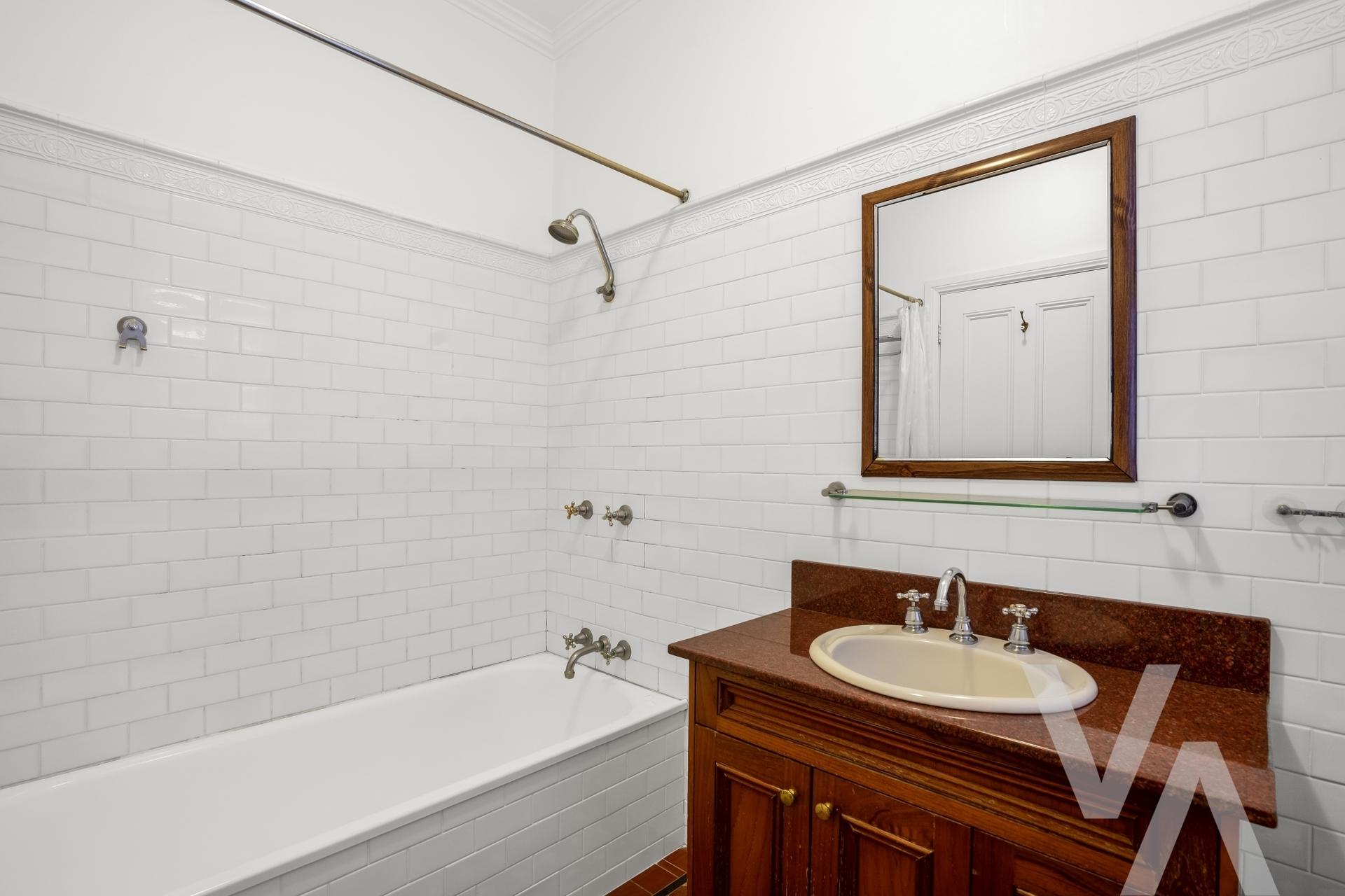 42 Corlette Street Cooks Hill NSW