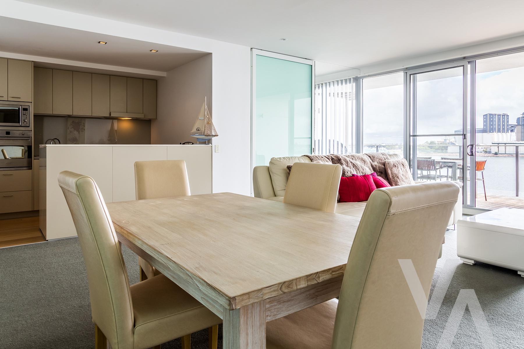 203/5 Honeysuckle Drive Newcastle NSW