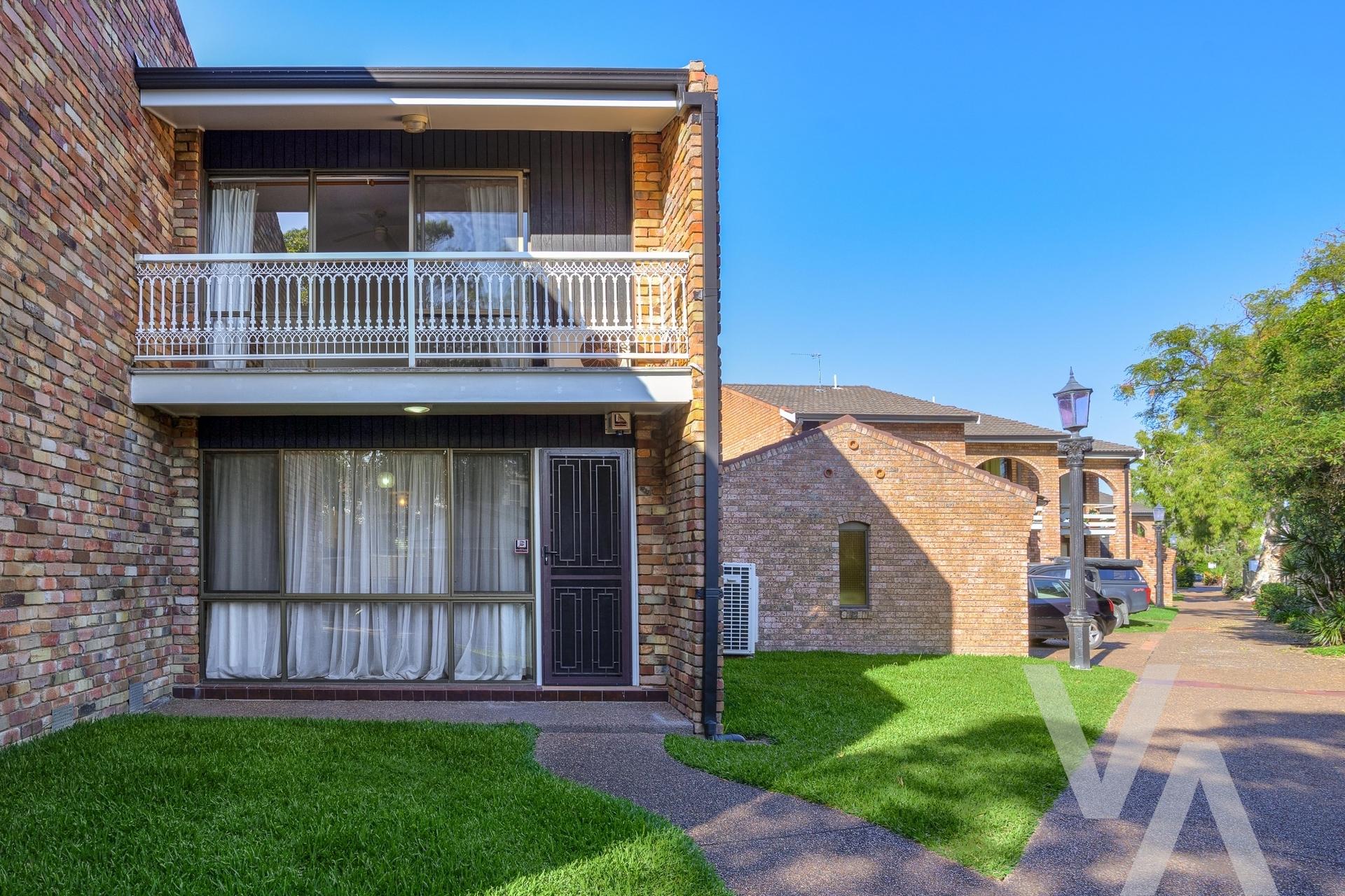 13/58 Parry Street Cooks Hill NSW