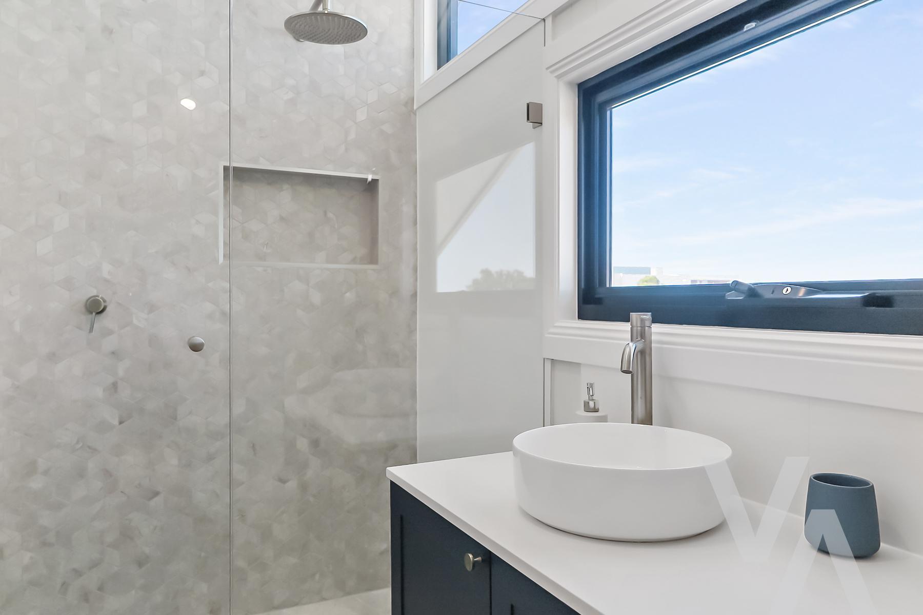 2/92 Platt Street Waratah NSW