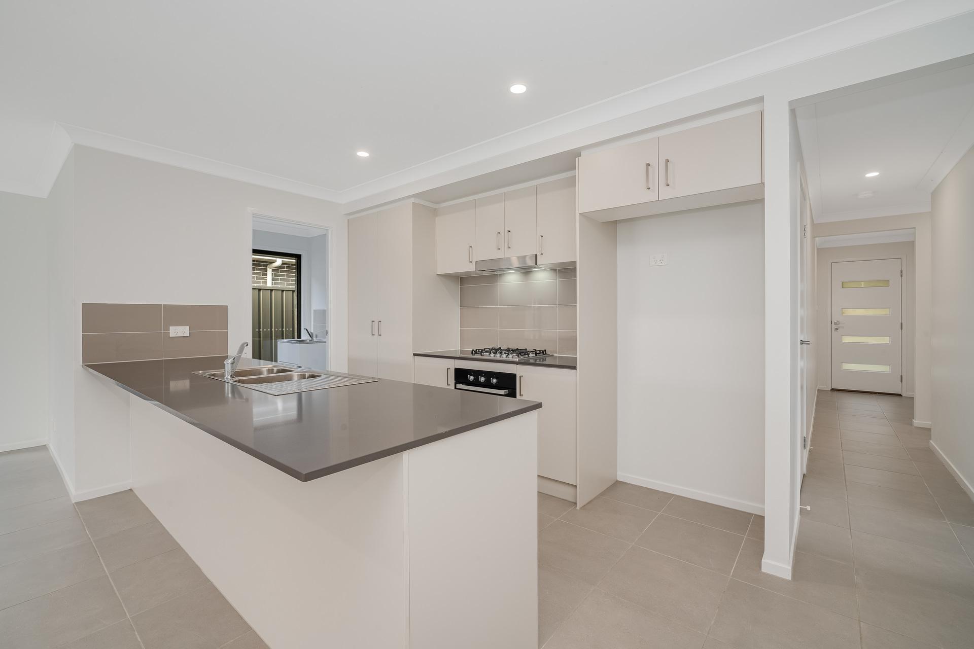 28 Hadfield Circuit Cliftleigh NSW