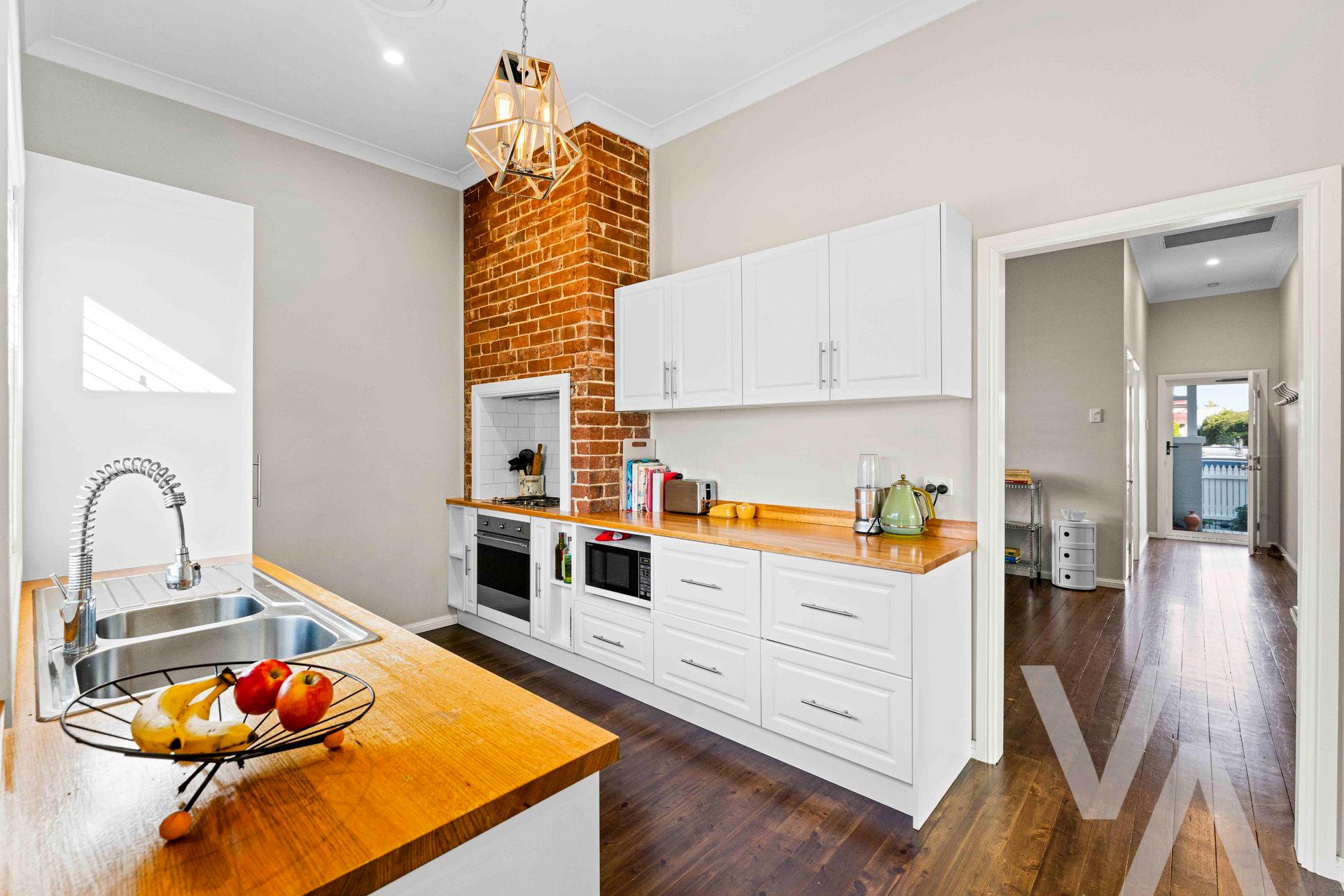 5 George Street Mayfield East NSW