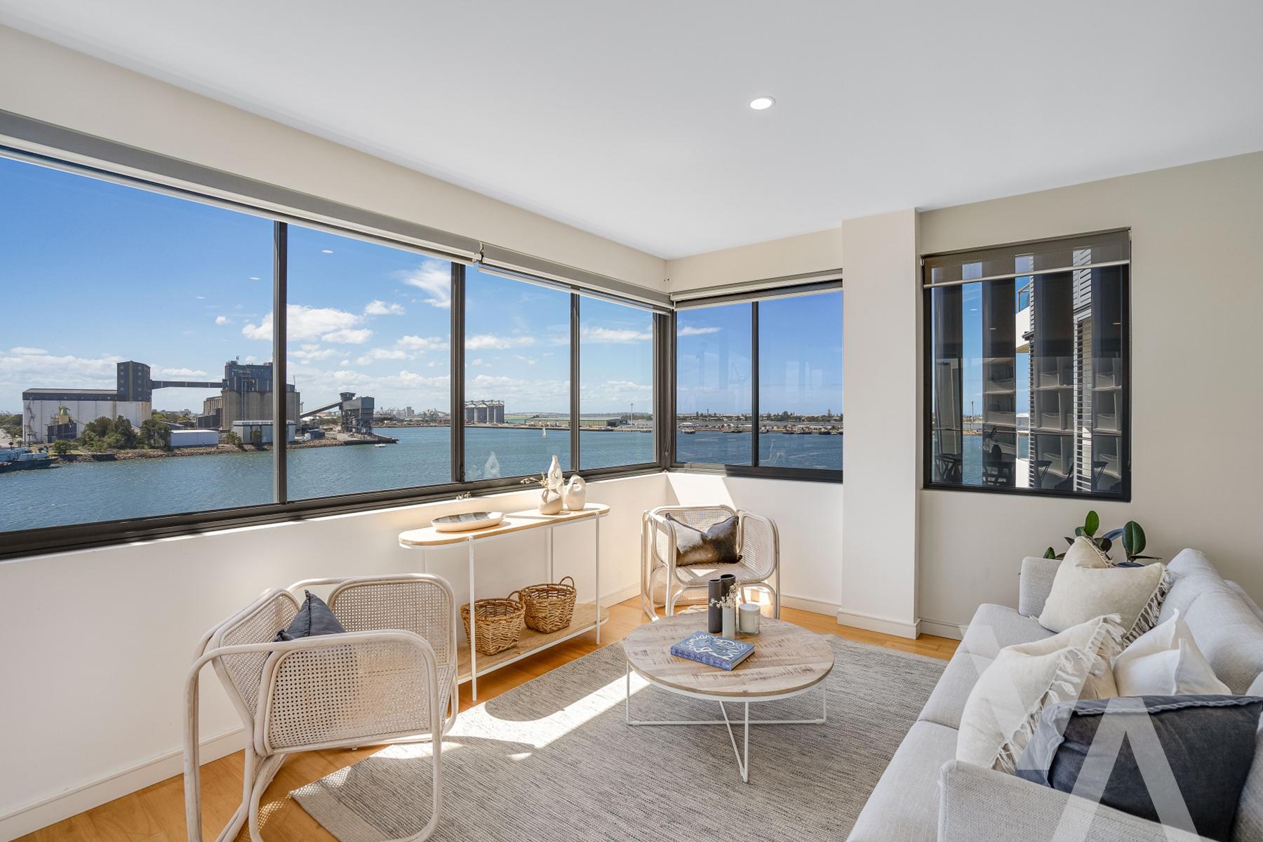 502/19 Honeysuckle Drive Newcastle NSW