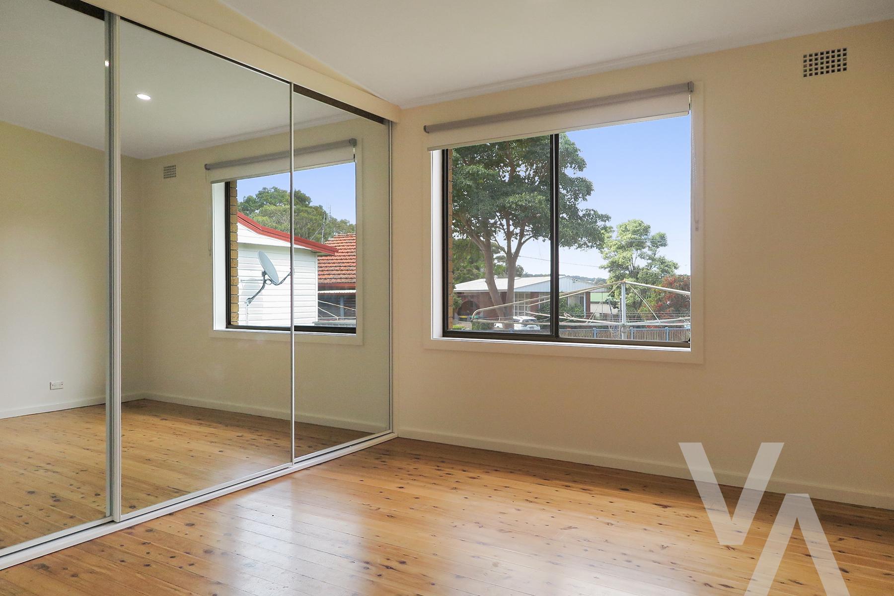 24 Lentara  Road Belmont North NSW