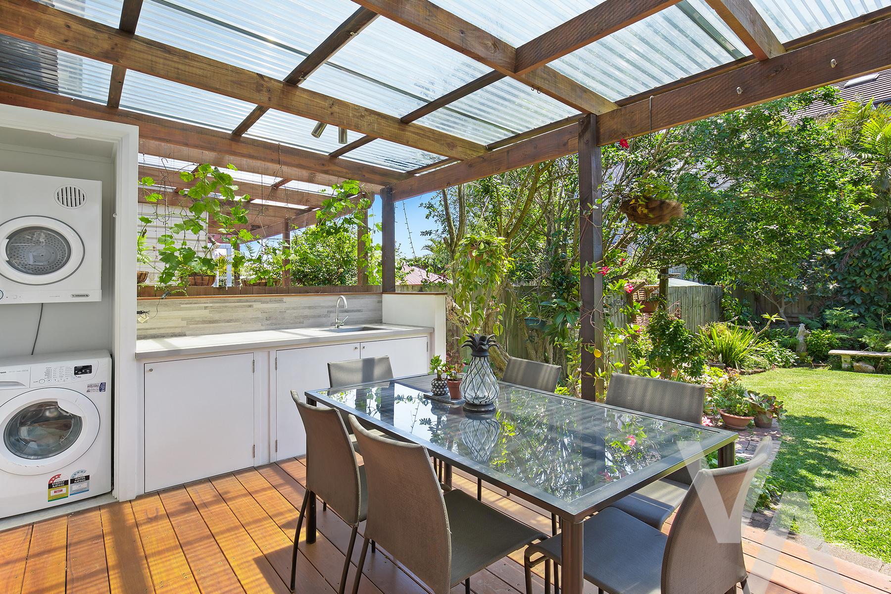 23 Swan Street Cooks Hill NSW