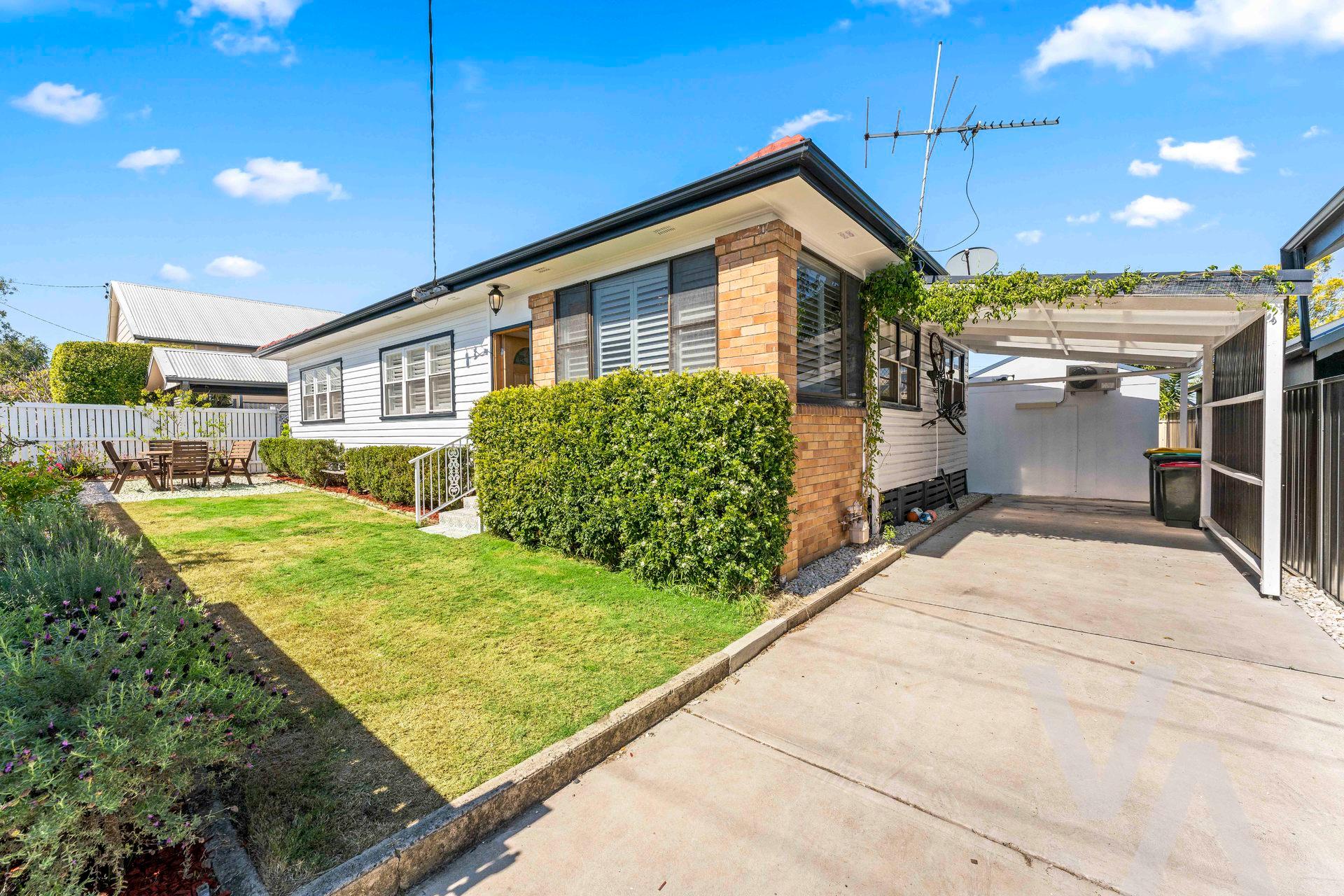 23 De Vitre Street Lambton NSW