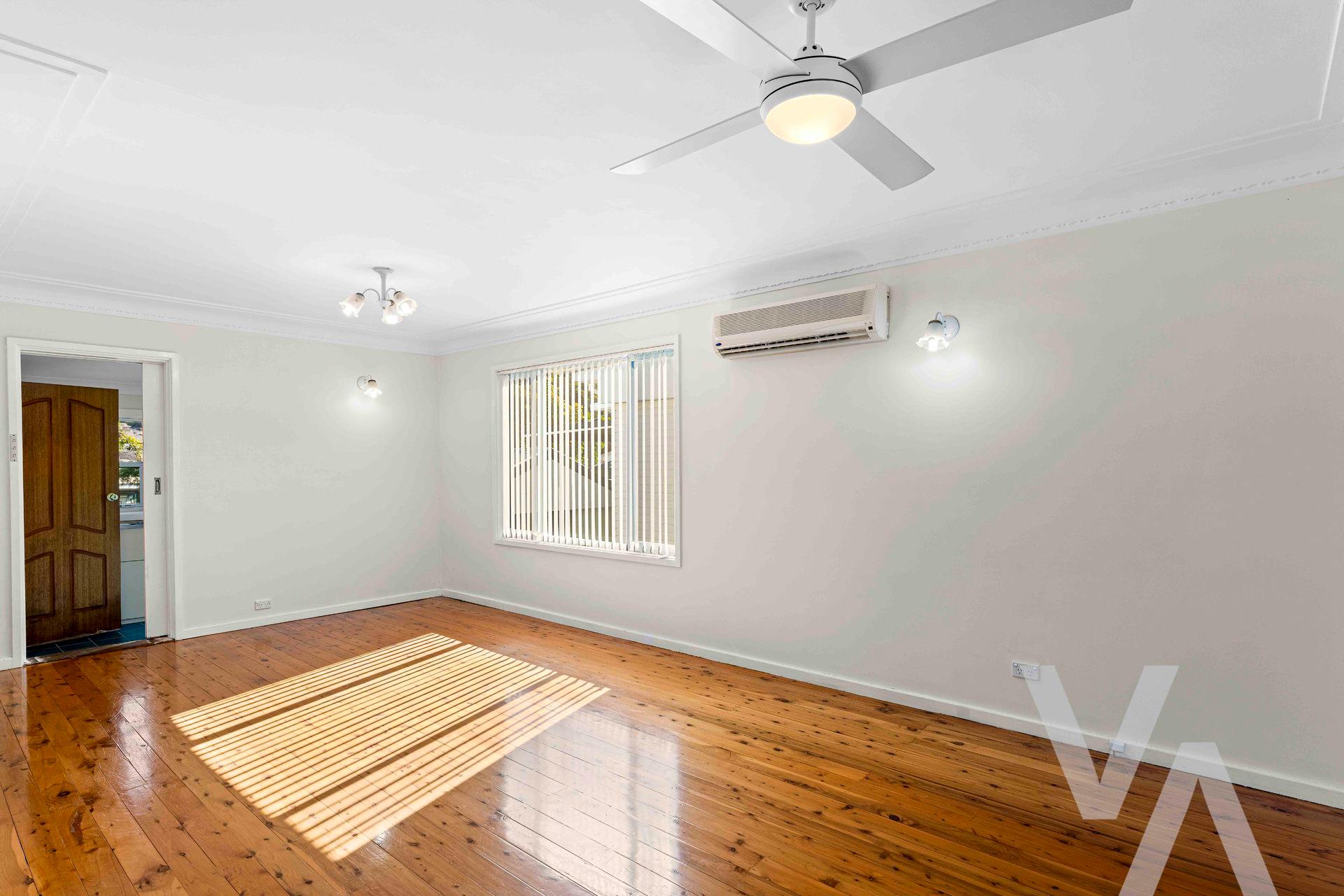 30 Laxton Crescent Belmont North NSW