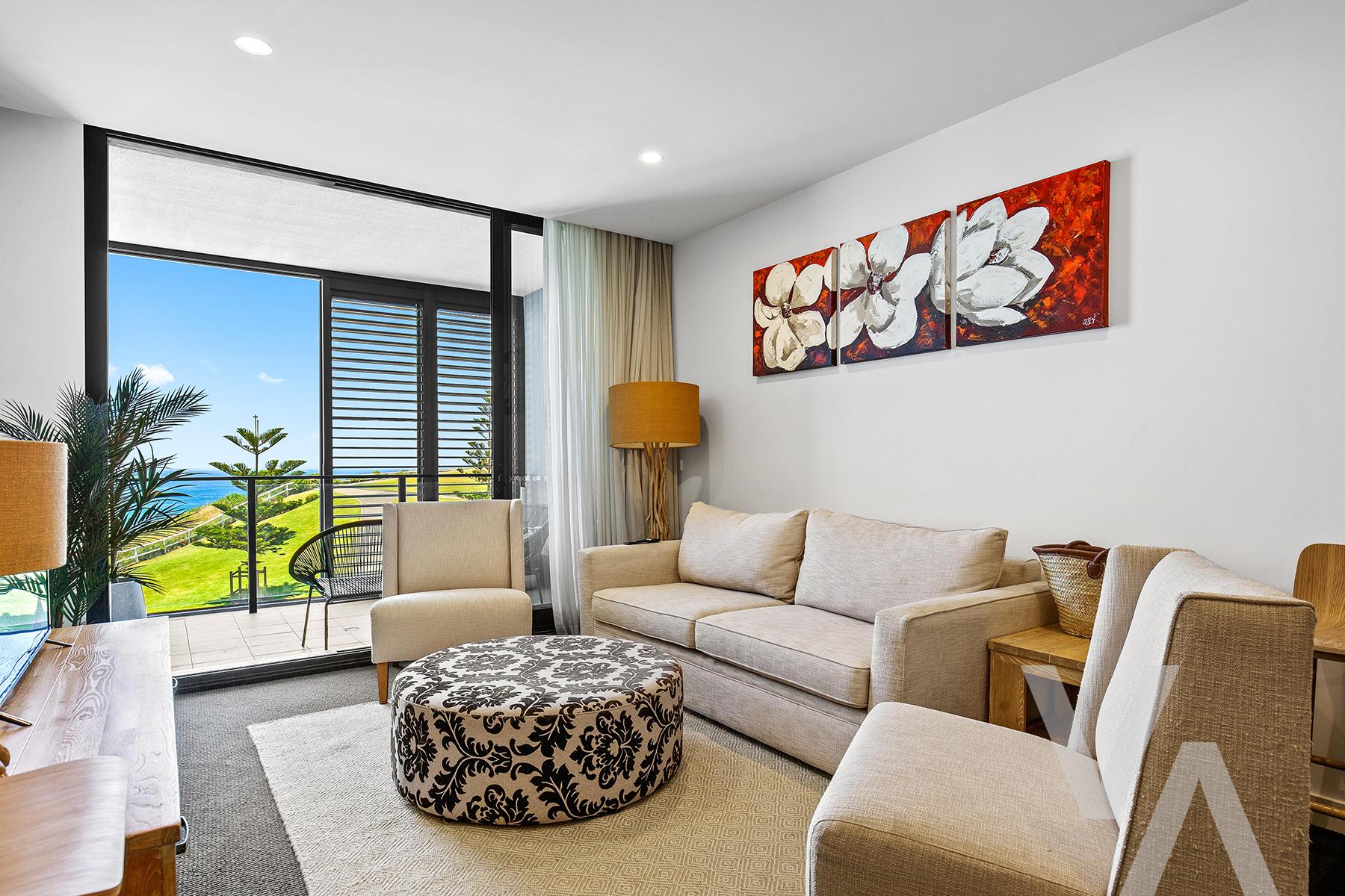 302/77 Shortland  Esplanade Newcastle NSW