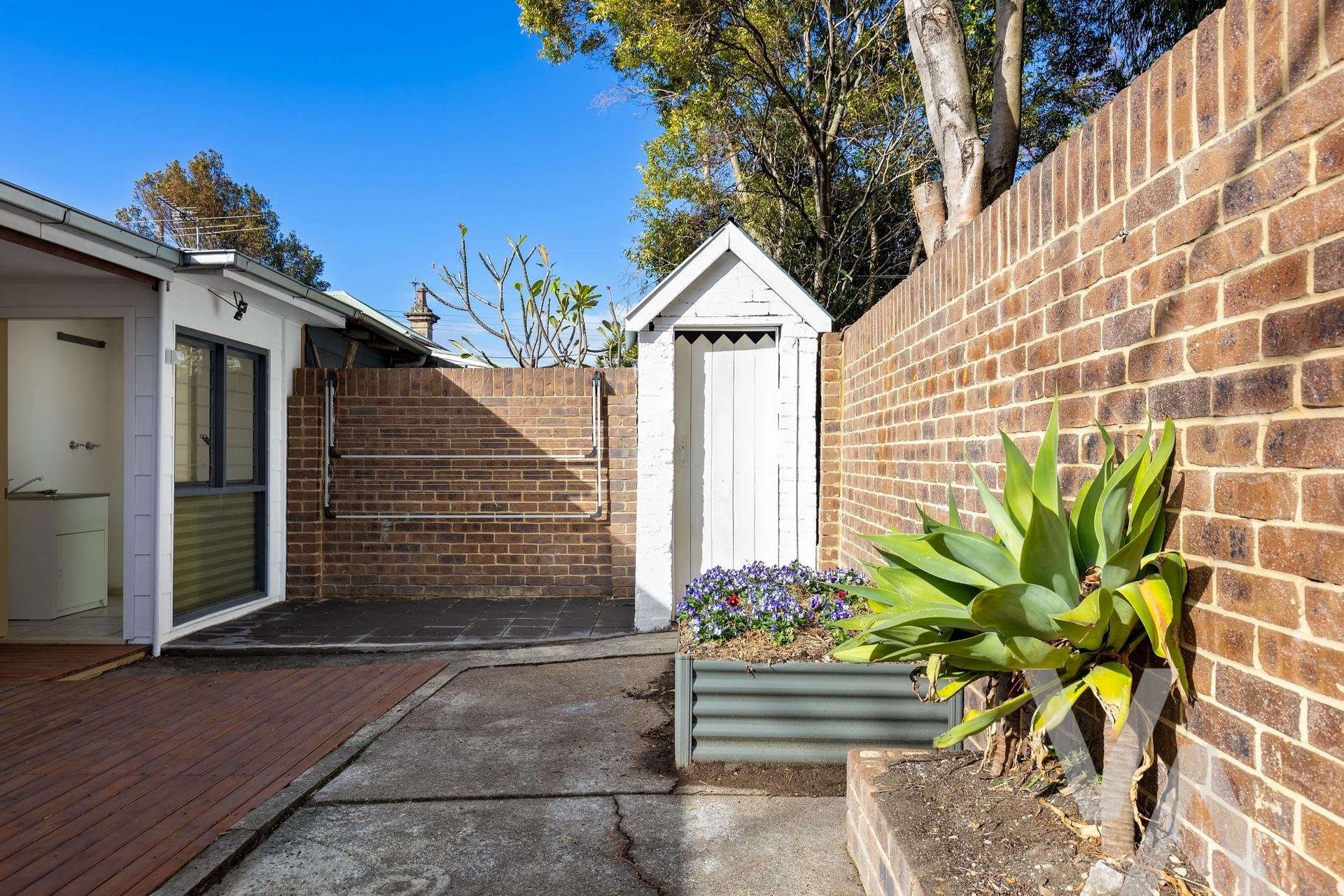 19 Lindsay Street Hamilton NSW