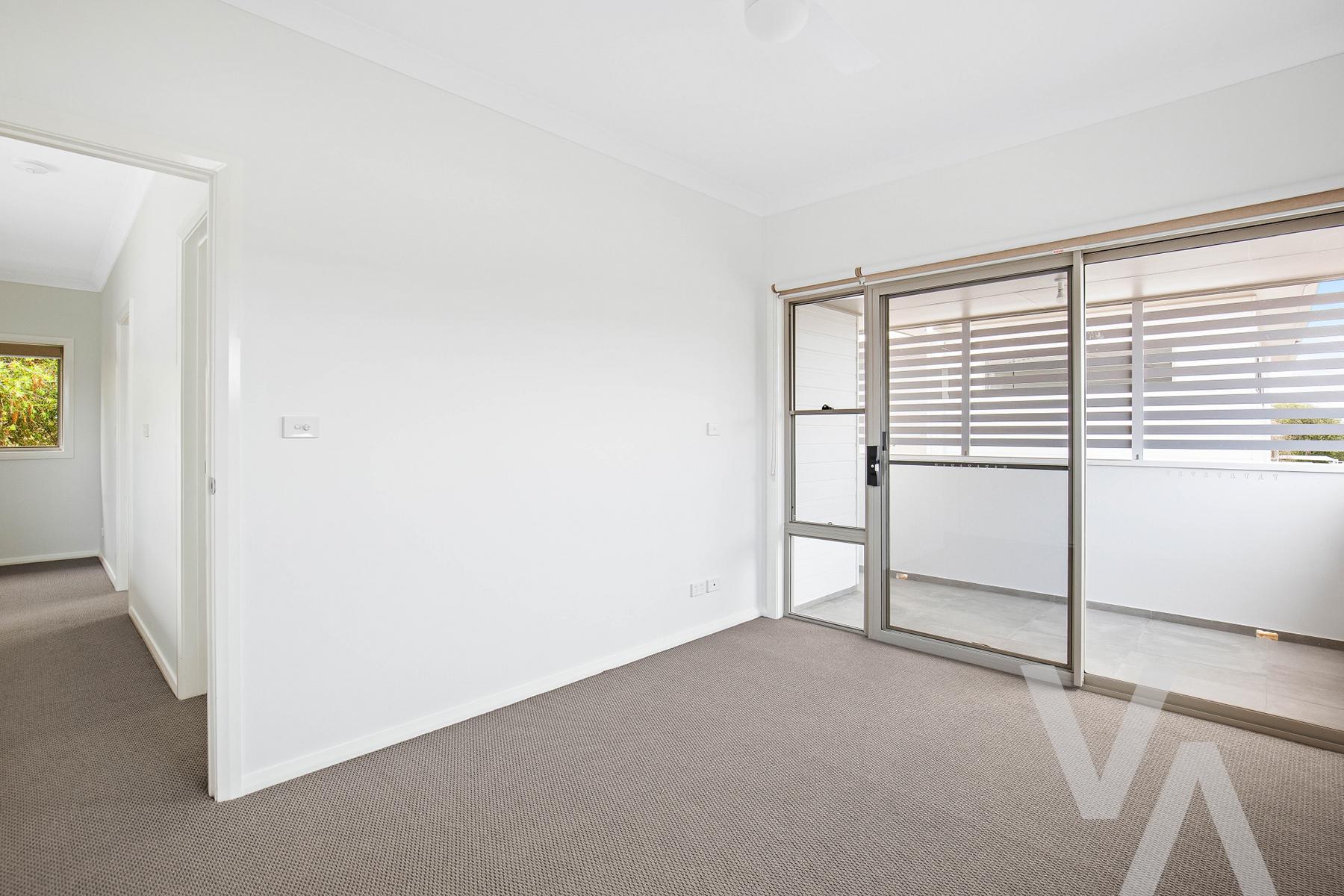 2/143 Lockyer  Street Adamstown NSW