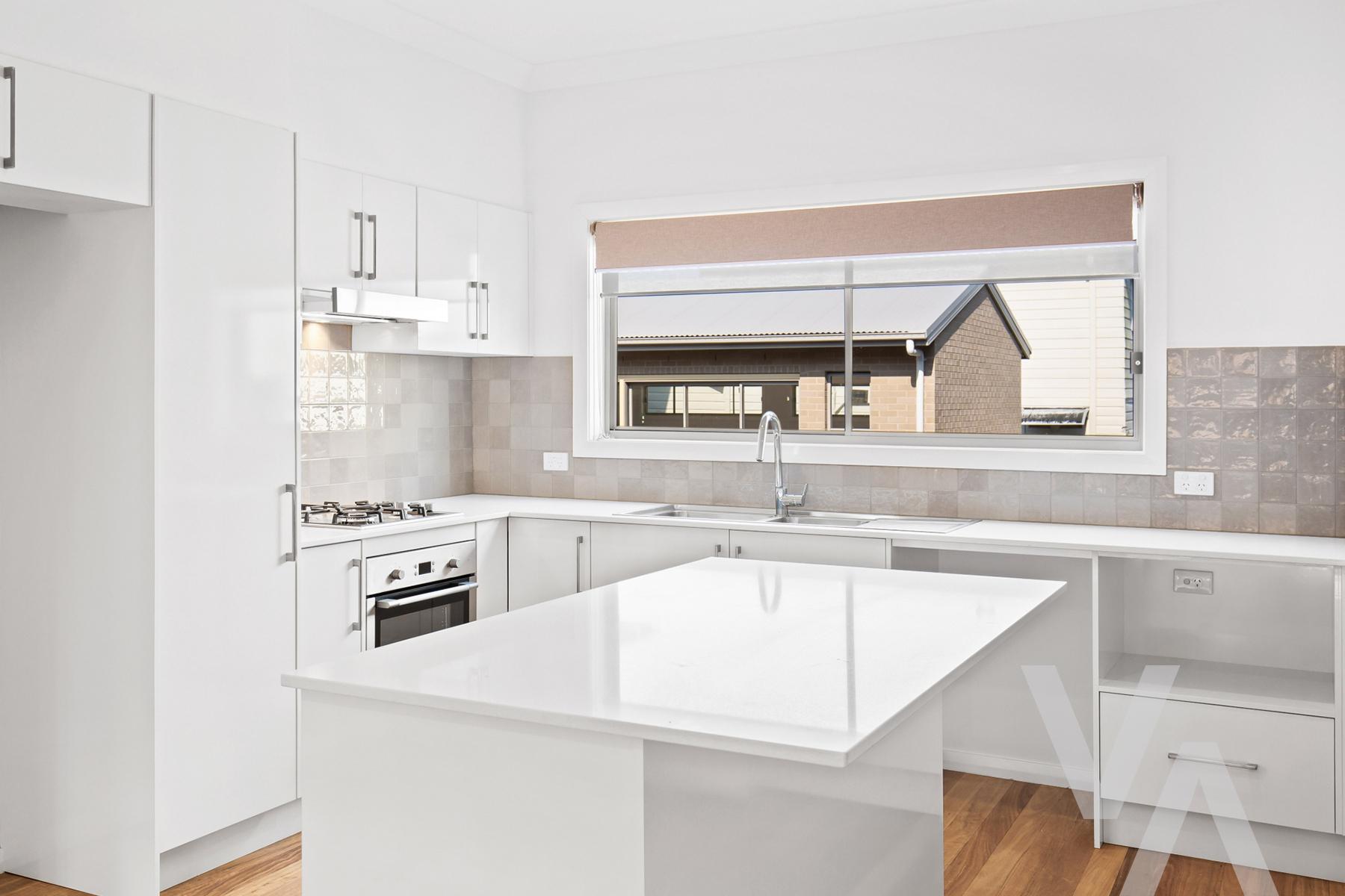 2/143 Lockyer  Street Adamstown NSW