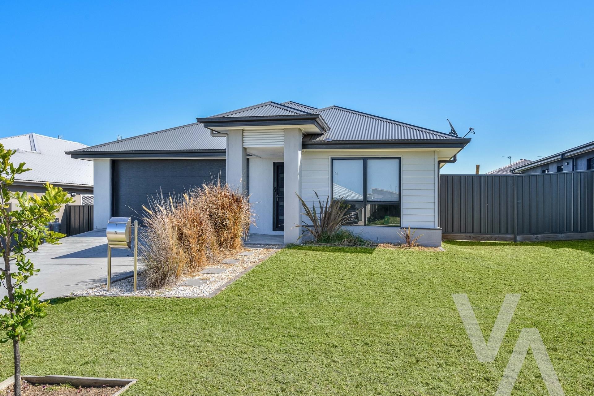 5 Rawmarsh Street Farley NSW