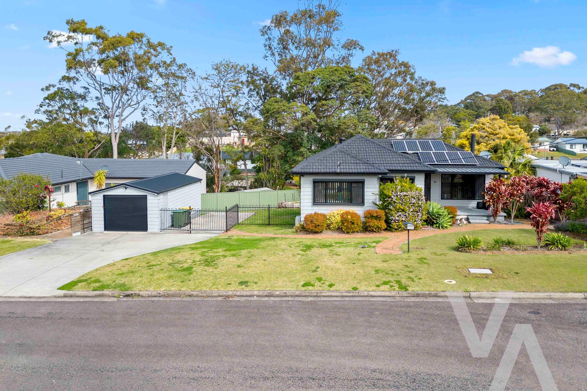 21 Bangalla Street Belmont North NSW
