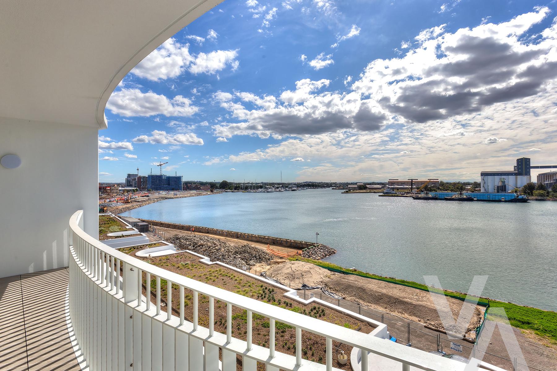 407/23 Honeysuckle  Drive Newcastle NSW
