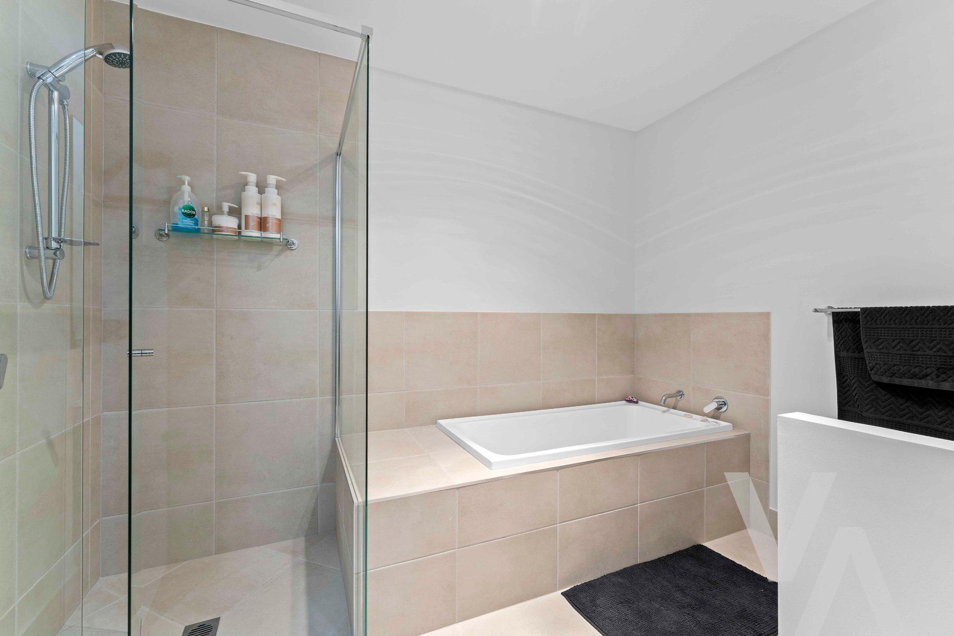 2/192 Denton Park Drive Aberglasslyn NSW