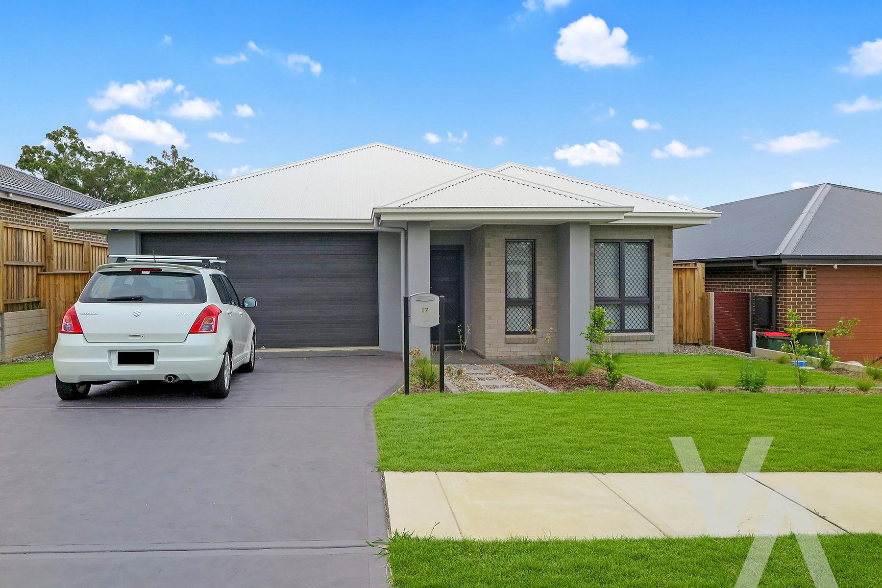 17 Kurrabung Drive Fletcher NSW
