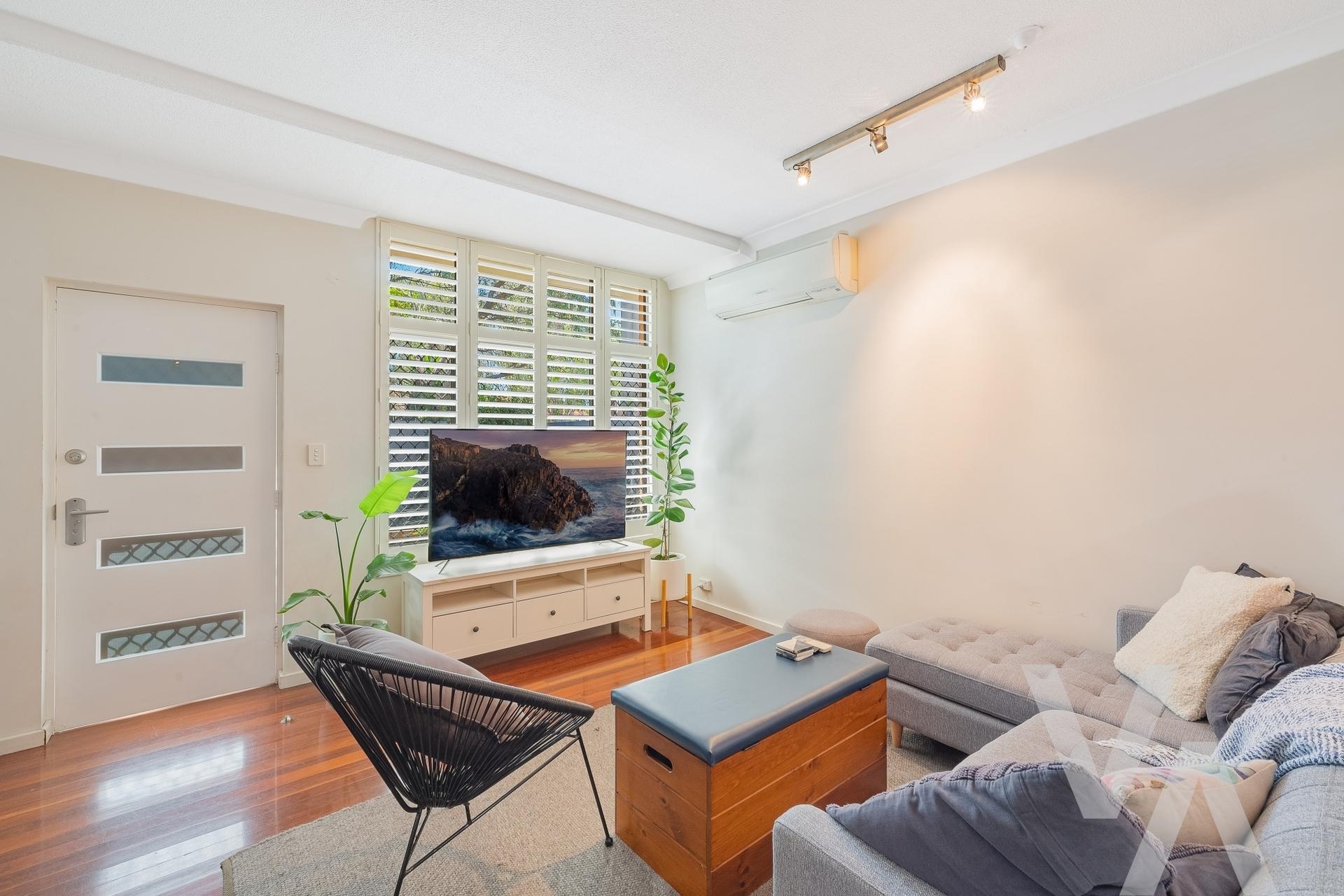 1/15 Railway Street Merewether NSW