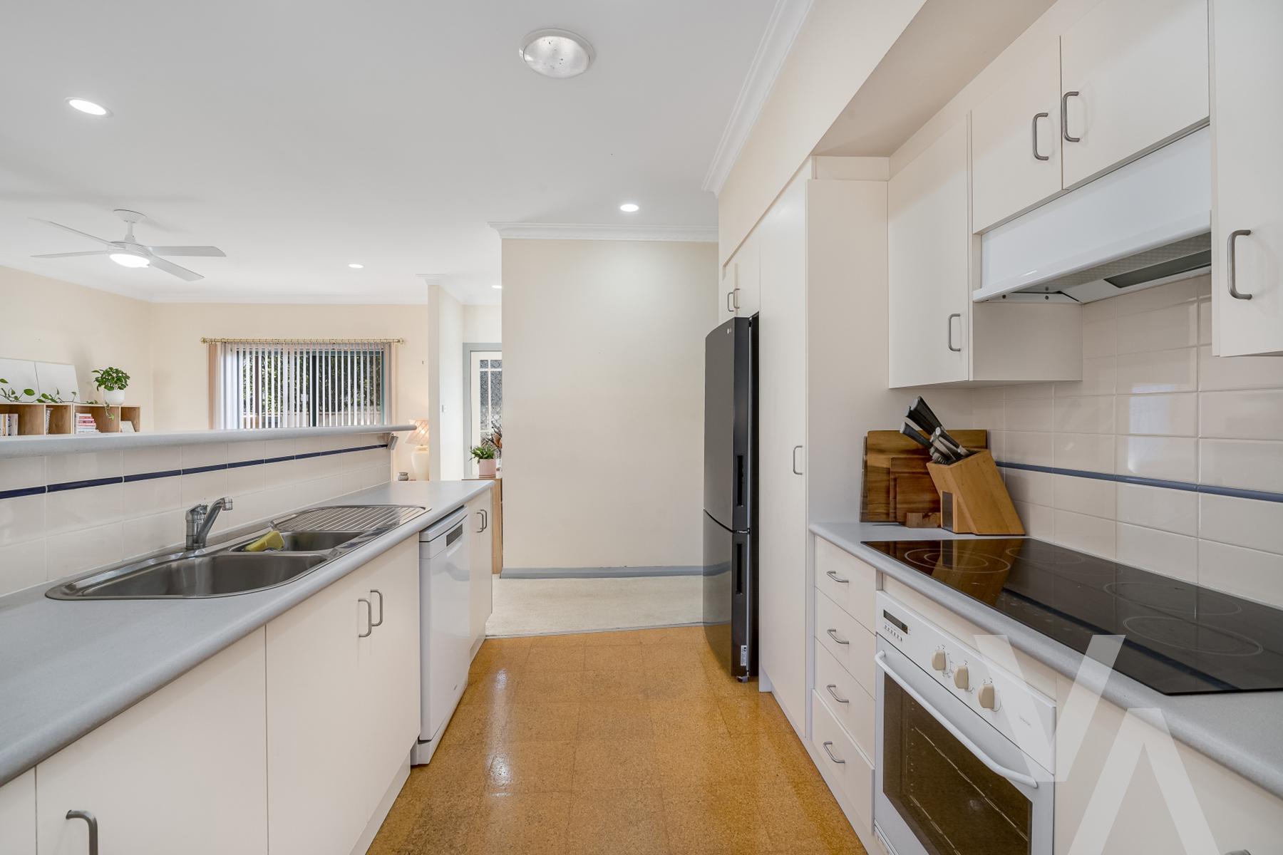 5/15 Watkins  Street The Junction NSW