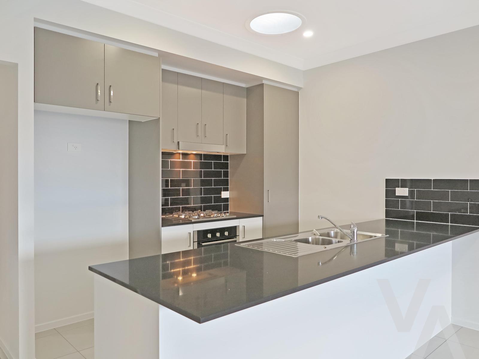 52 Kurrabung Drive Fletcher NSW
