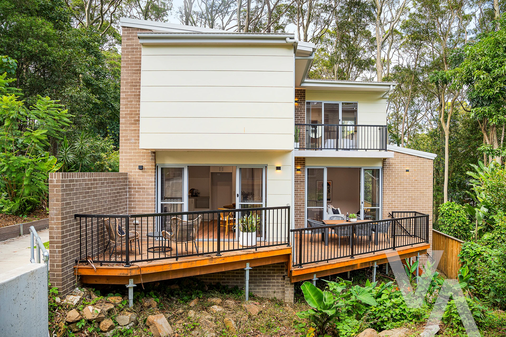 2/13 Grandview Road New Lambton Heights NSW