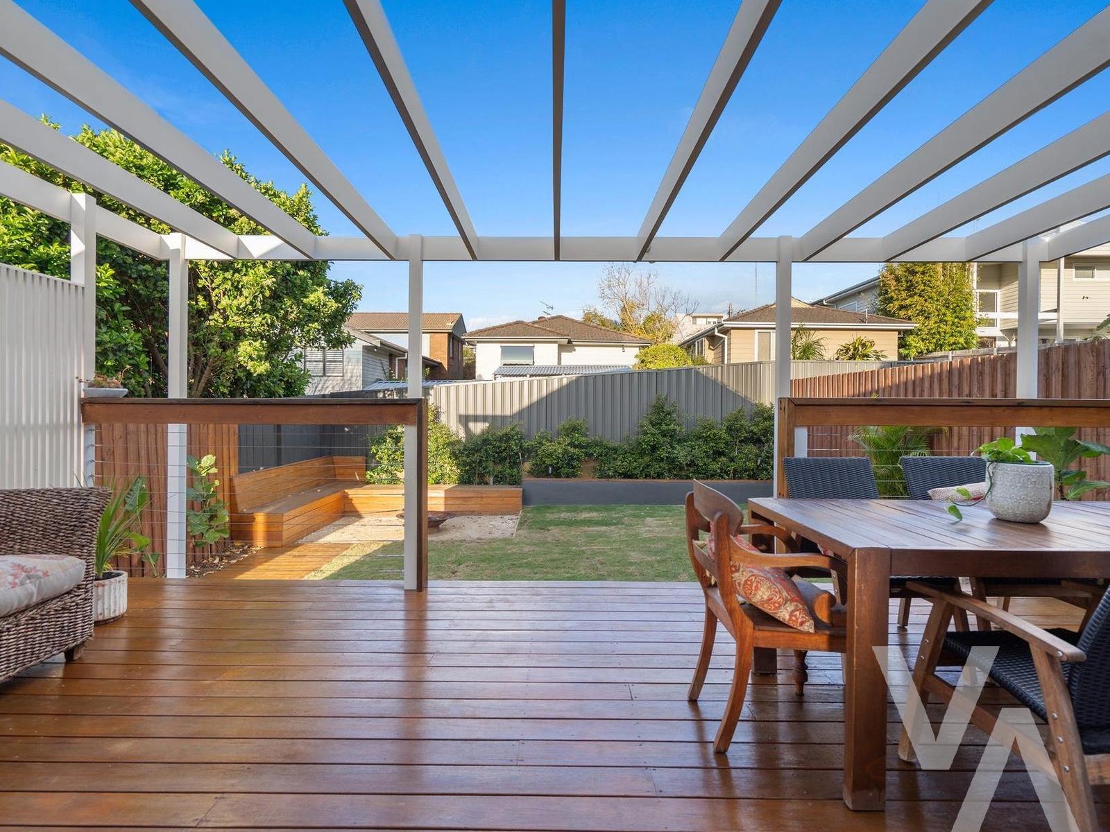 14 Thomas Street Dudley NSW
